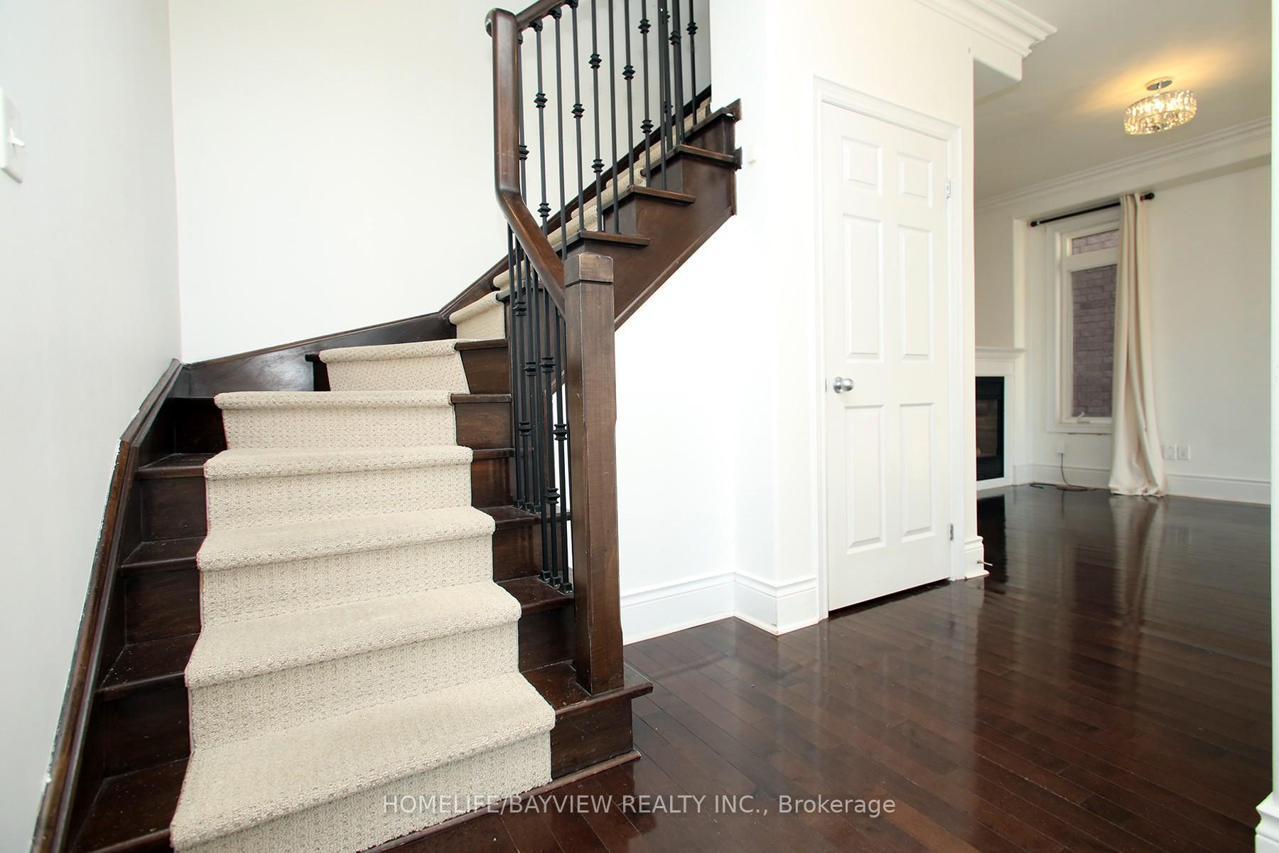 Photo 2 of 572 Country Glen Road, Markham, Cornell — HOMEH