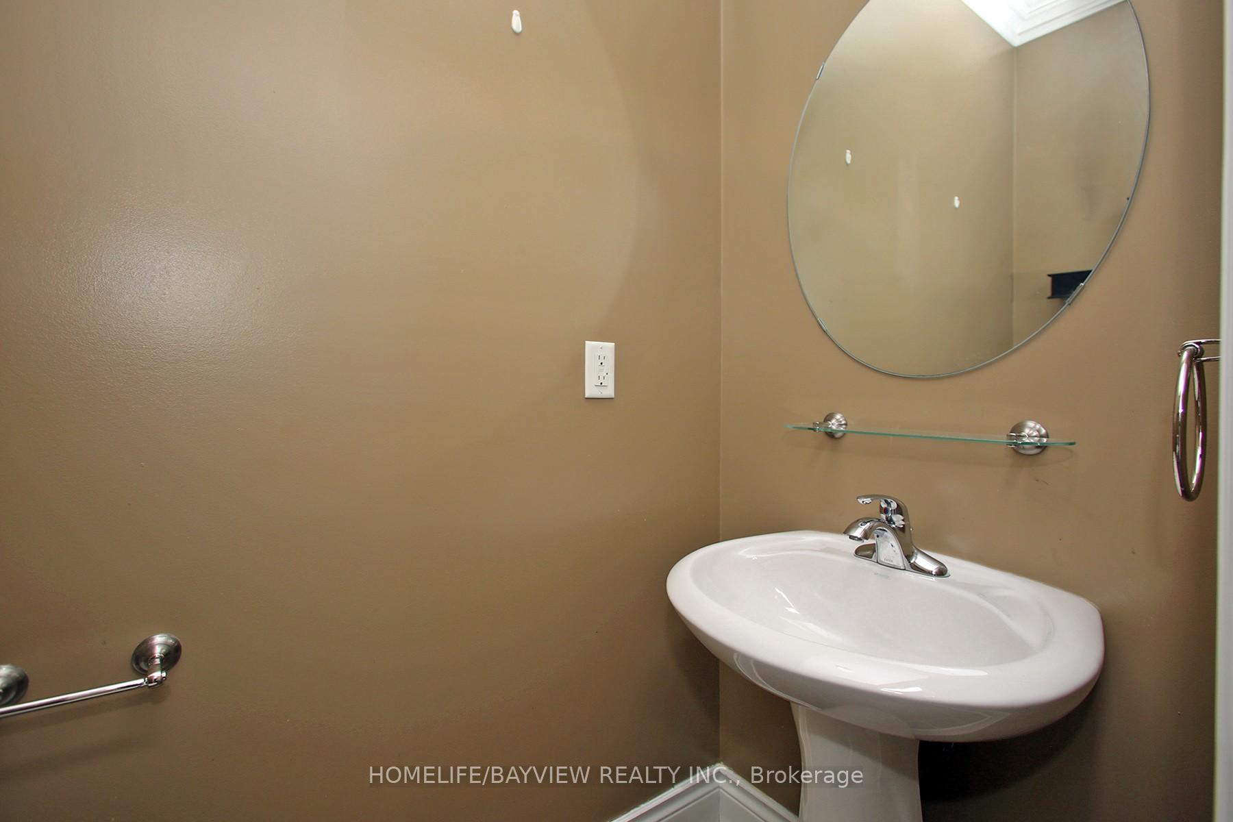 Photo 3 of 572 Country Glen Road, Markham, Cornell — HOMEH