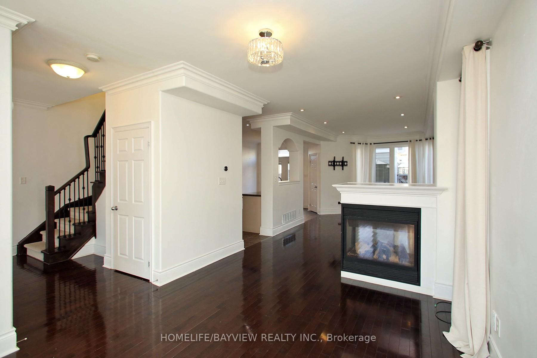 Photo 4 of 572 Country Glen Road, Markham, Cornell — HOMEH