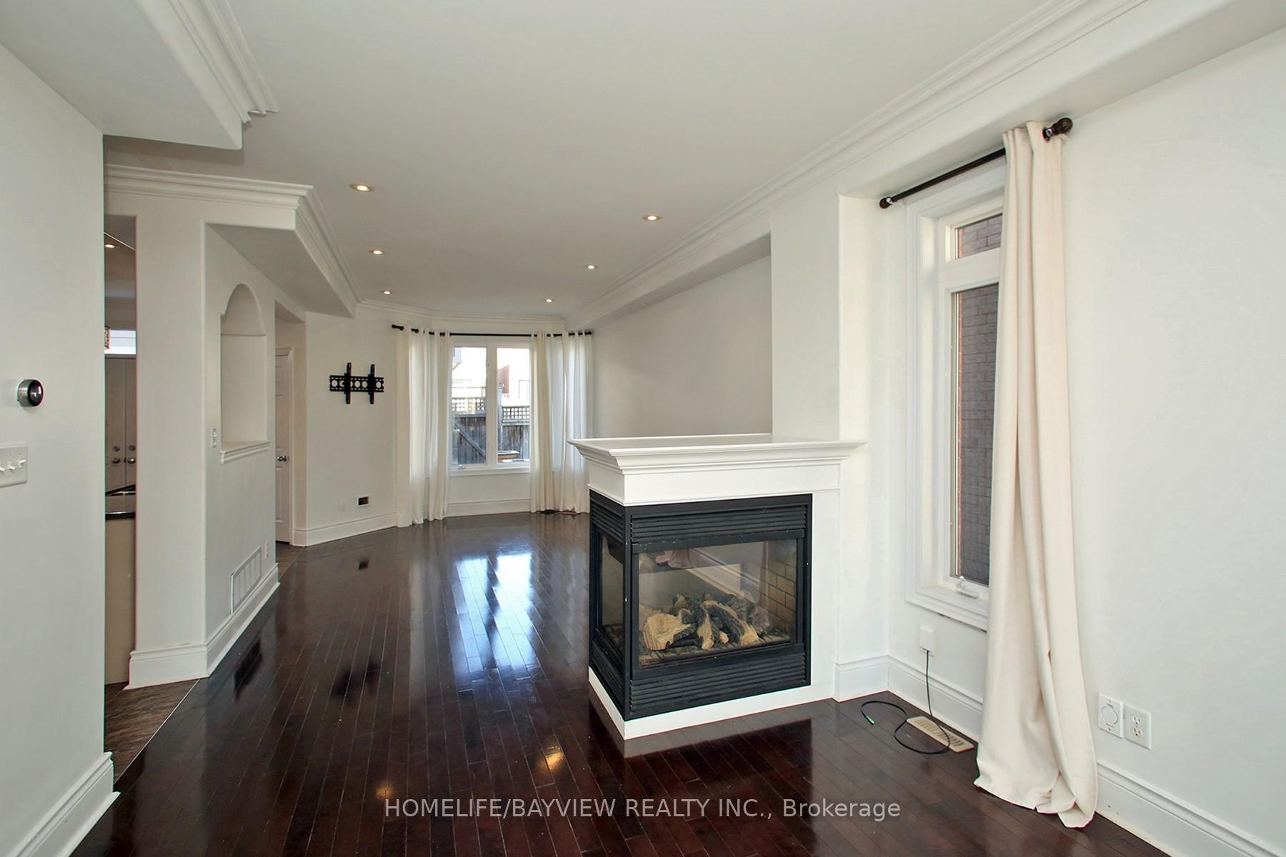 Photo 5 of 572 Country Glen Road, Markham, Cornell — HOMEH