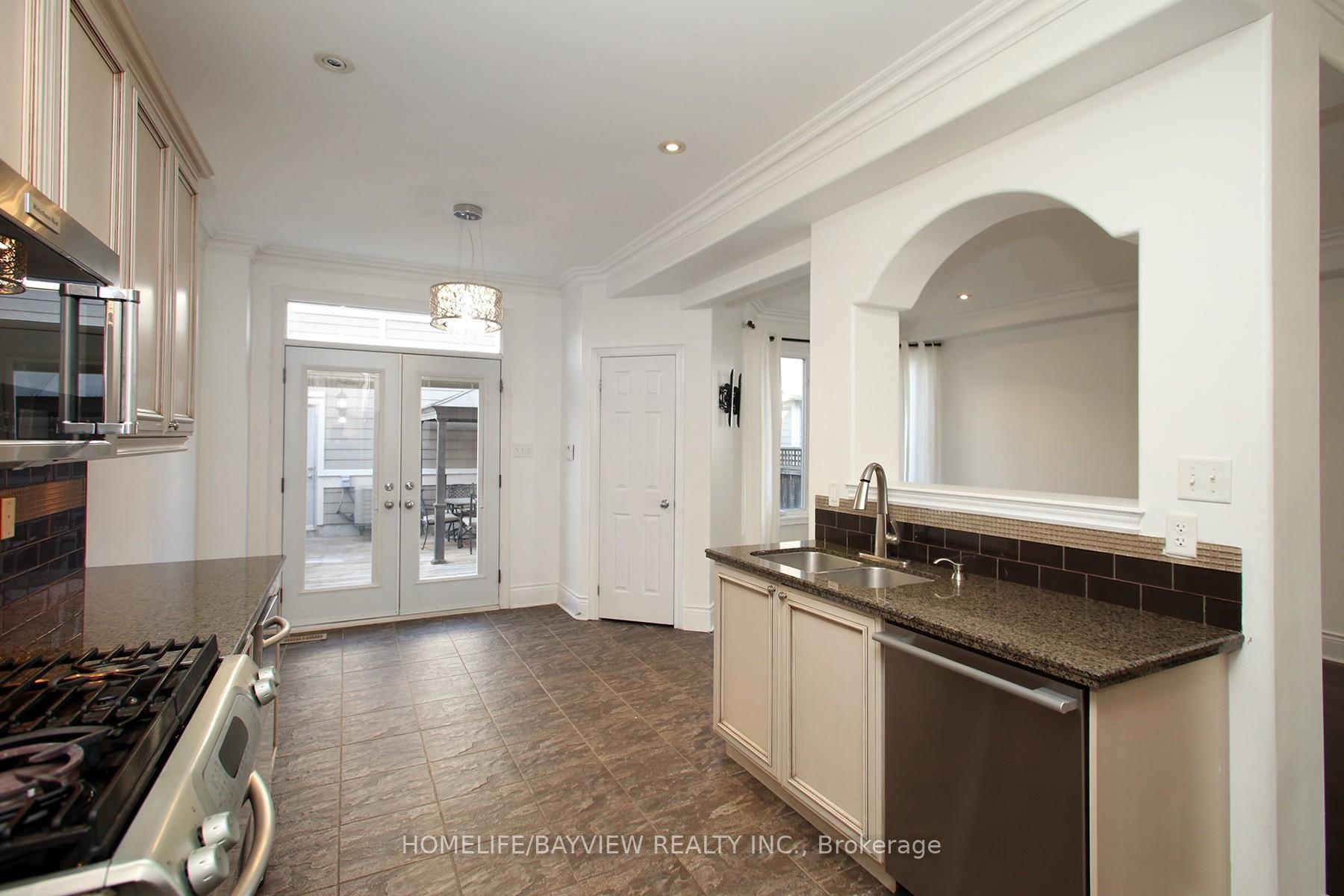 Photo 13 of 572 Country Glen Road, Markham, Cornell — HOMEH