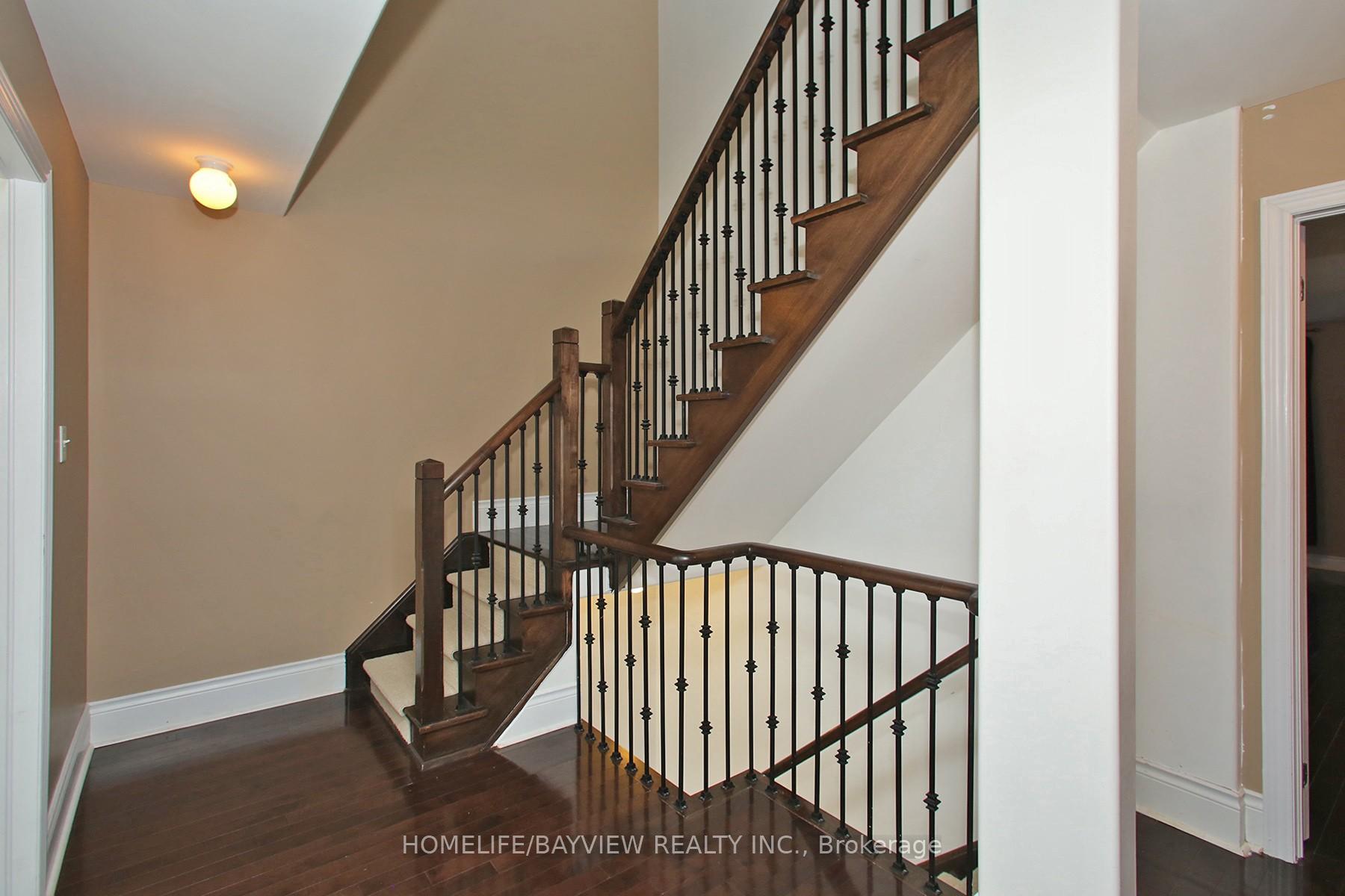 Photo 19 of 572 Country Glen Road, Markham, Cornell — HOMEH