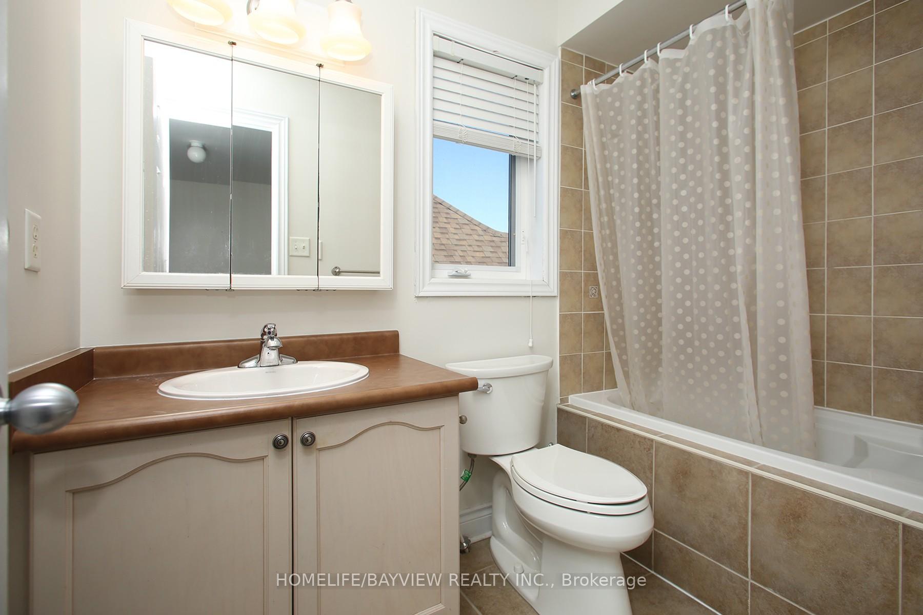 Photo 23 of 572 Country Glen Road, Markham, Cornell — HOMEH
