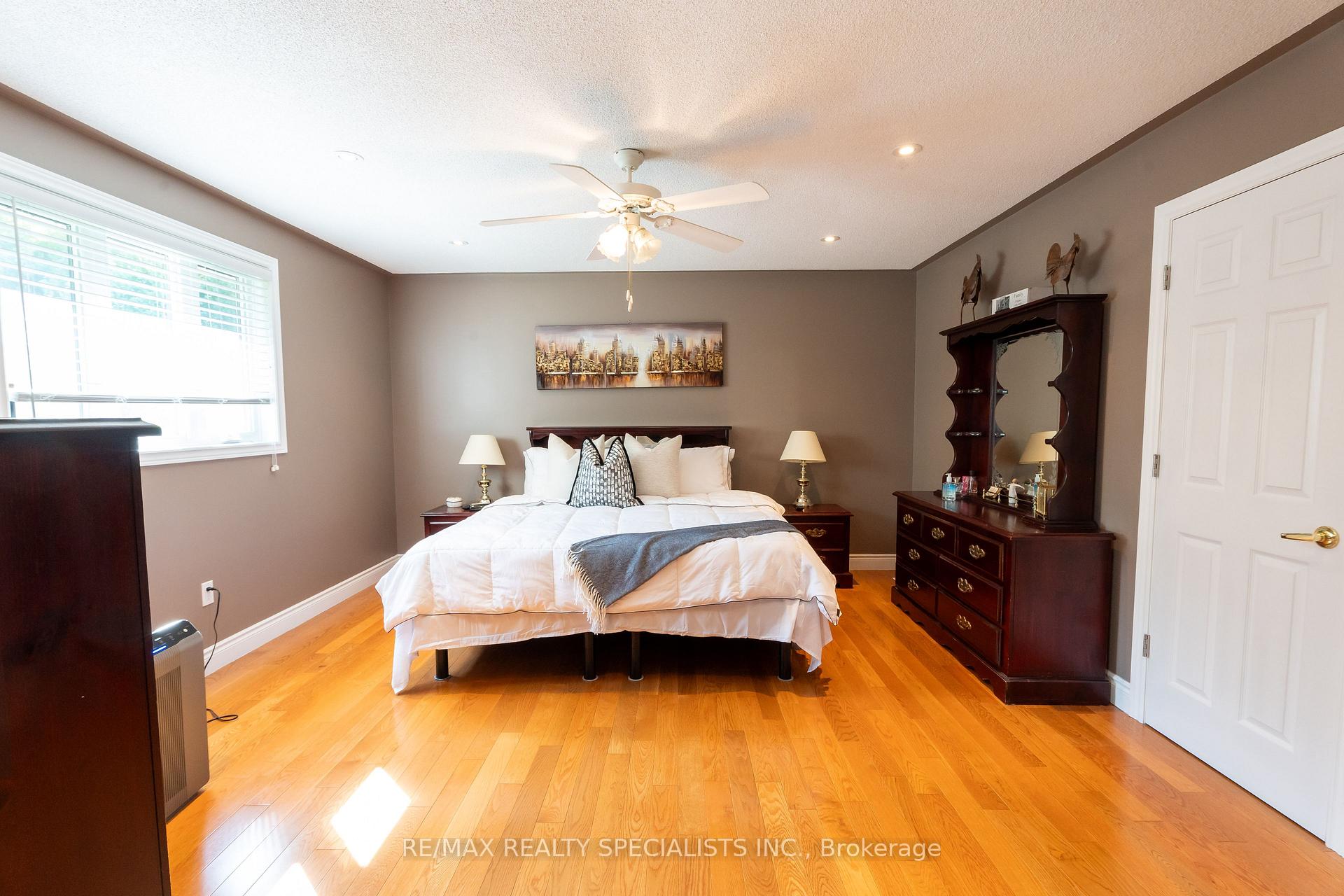 Photo 10 of 10642 Sixth Line, Halton Hills, Rural Halton Hills — HOMEH