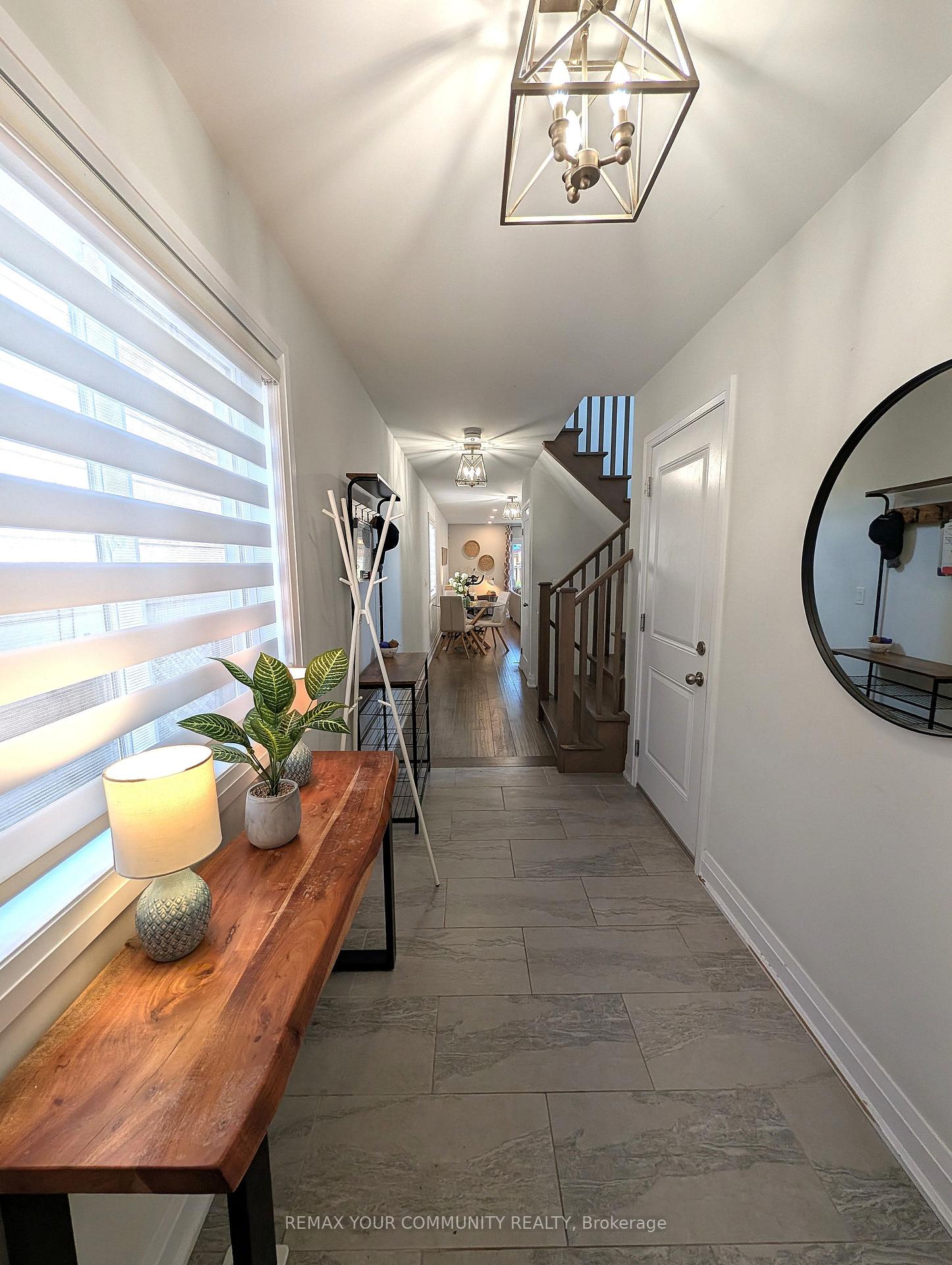 Photo 11 of 184 Kensington Avenue N, Hamilton, Crown Point — HOMEH
