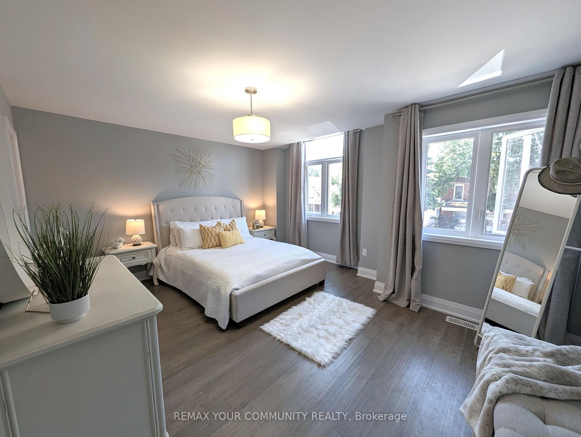 Photo 21 of 184 Kensington Avenue N, Hamilton, Crown Point — HOMEH
