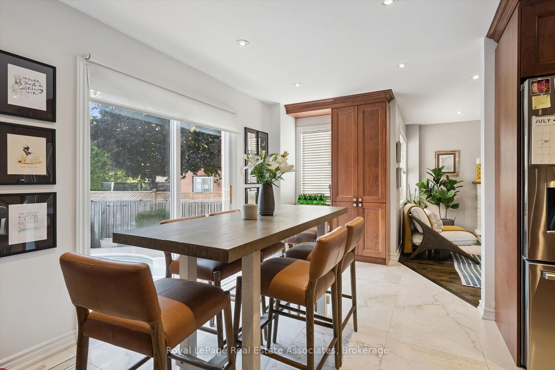 Photo 9 of 3344 Trelawny Circle, Mississauga, Lisgar — HOMEH