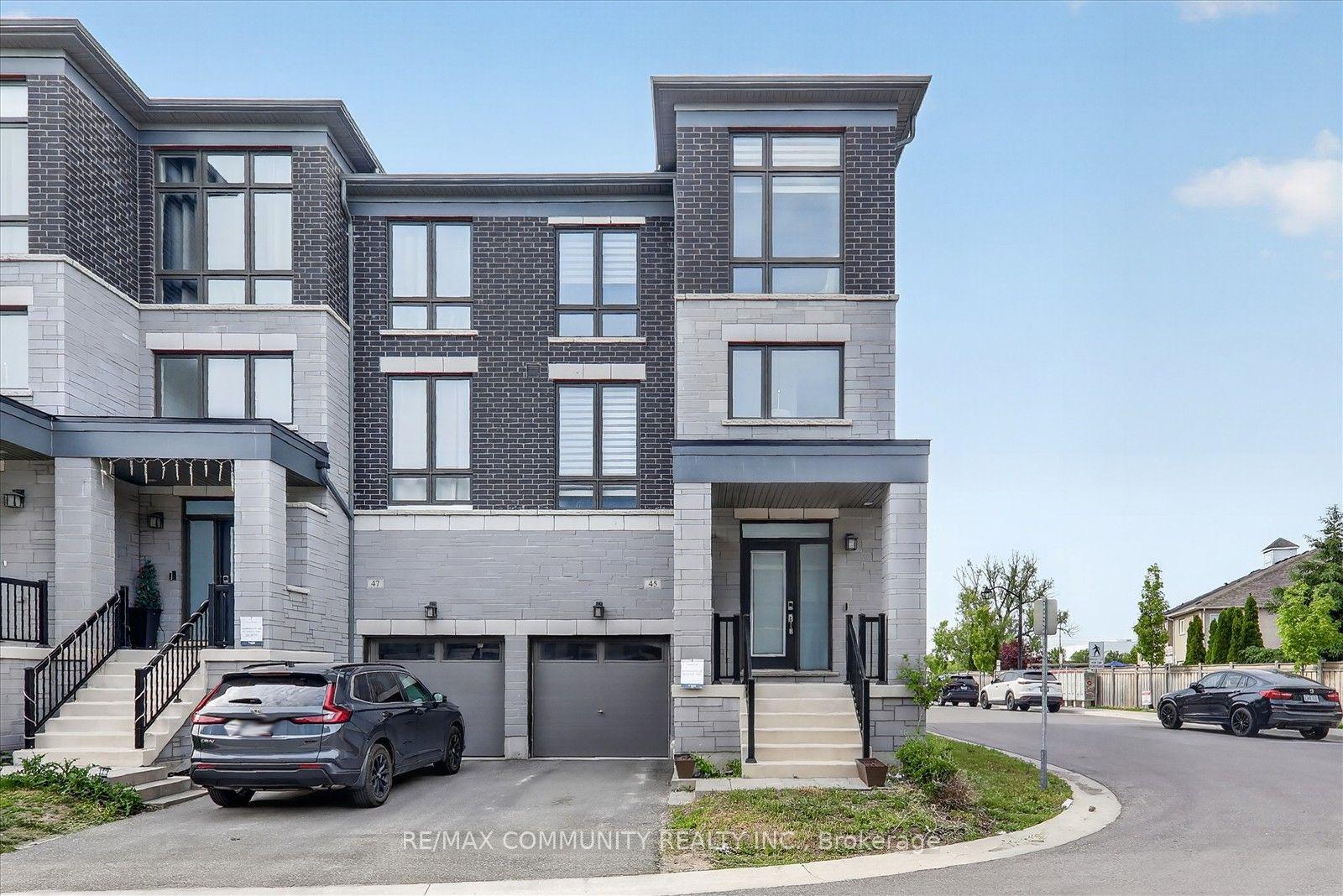 Photo 1 of 45 Douet Lane, Ajax, South East — HOMEH