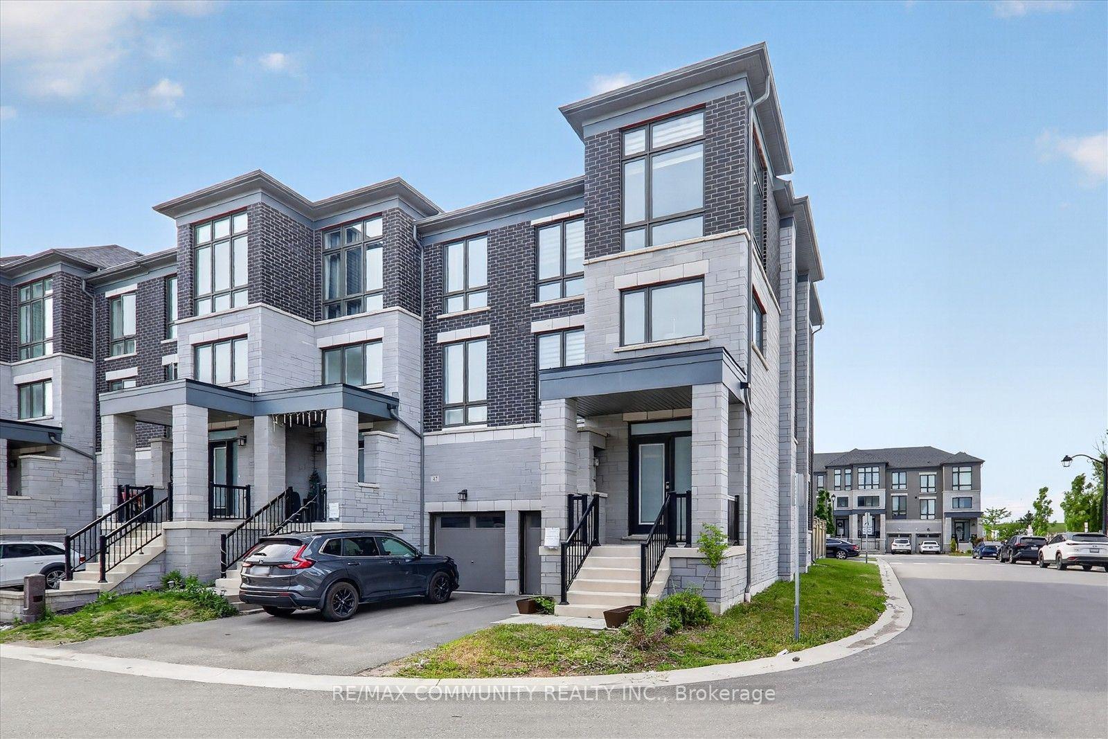 Photo 3 of 45 Douet Lane, Ajax, South East — HOMEH