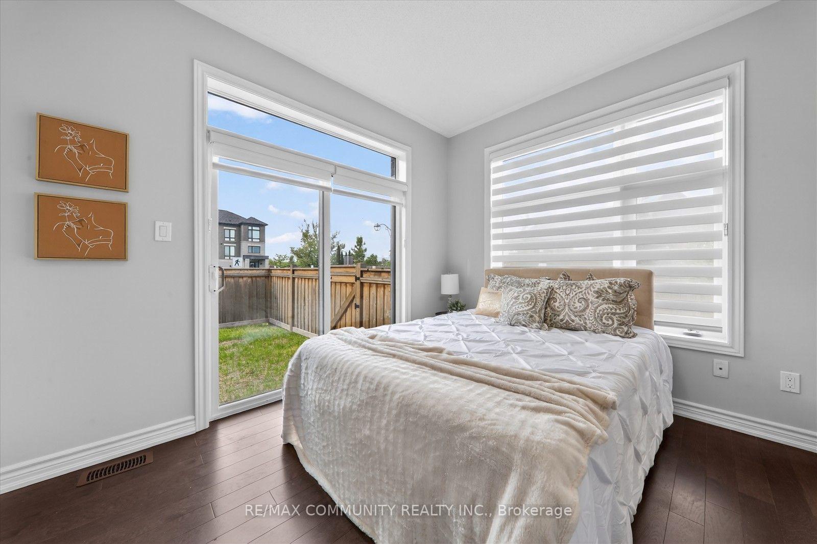 Photo 37 of 45 Douet Lane, Ajax, South East — HOMEH