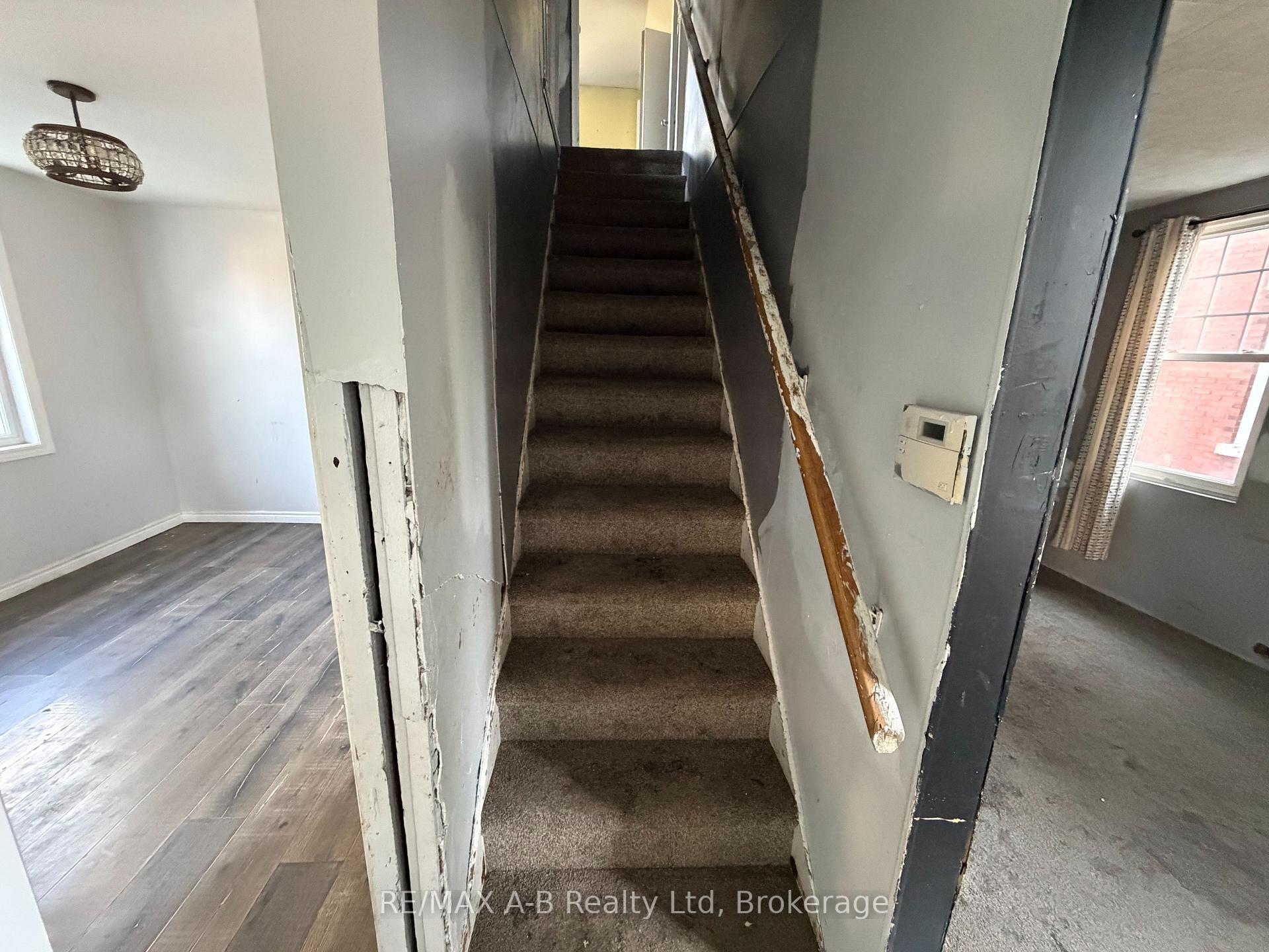 Photo 9 of 103 Norfolk Street, Stratford — HOMEH