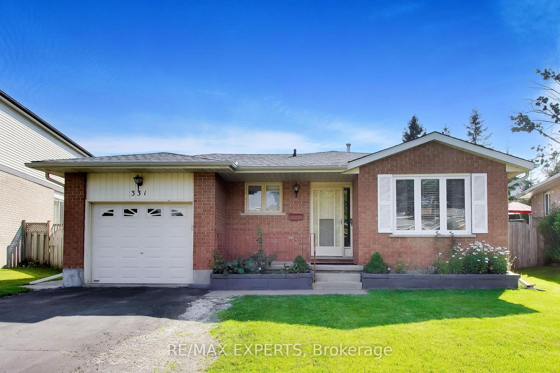 Photo 1 of 331 Newbury Drive, Kitchener, Forest Heights — HOMEH