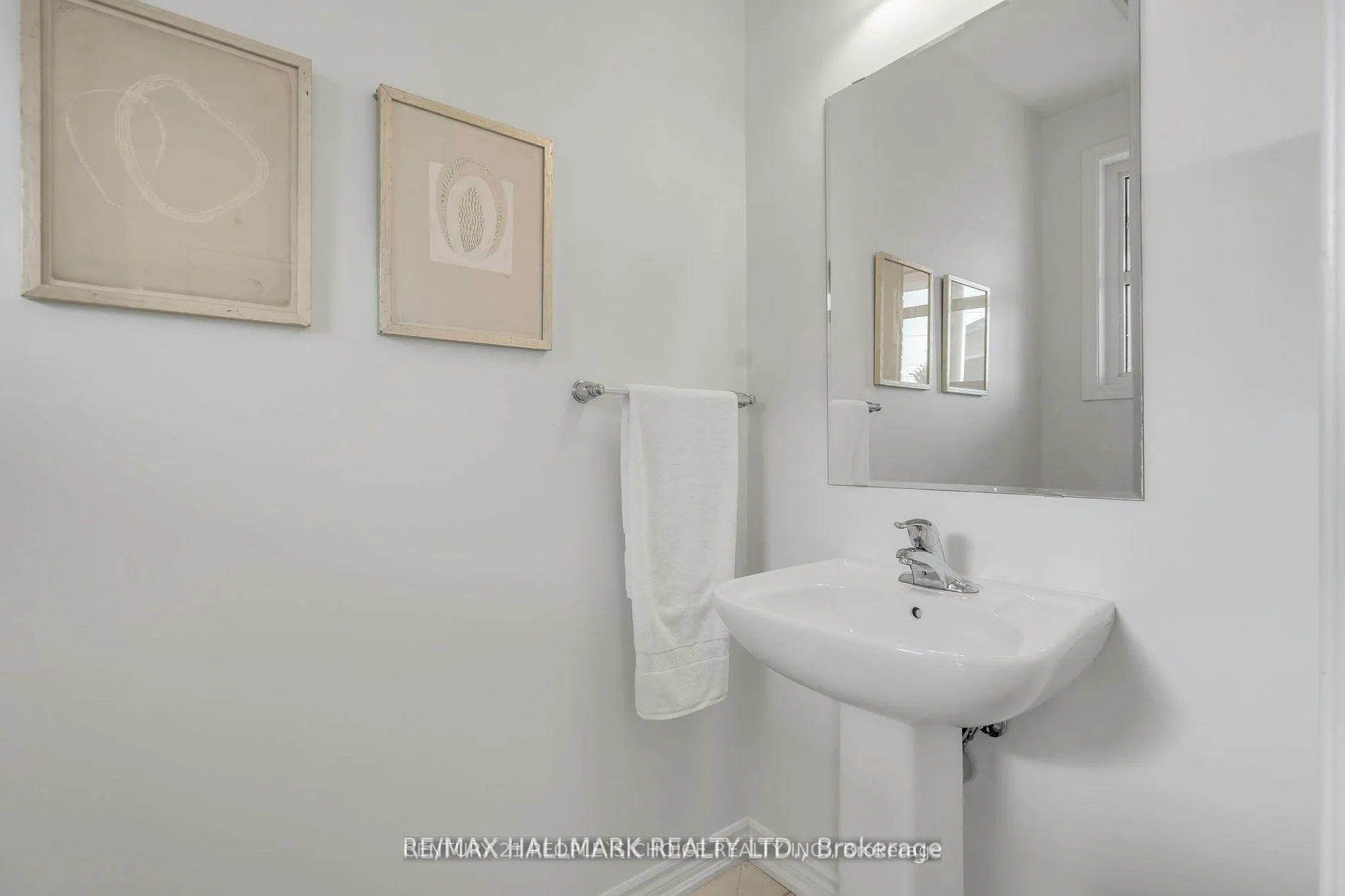 Photo 8 of 246 Waterbrook Lane, Kitchener — HOMEH