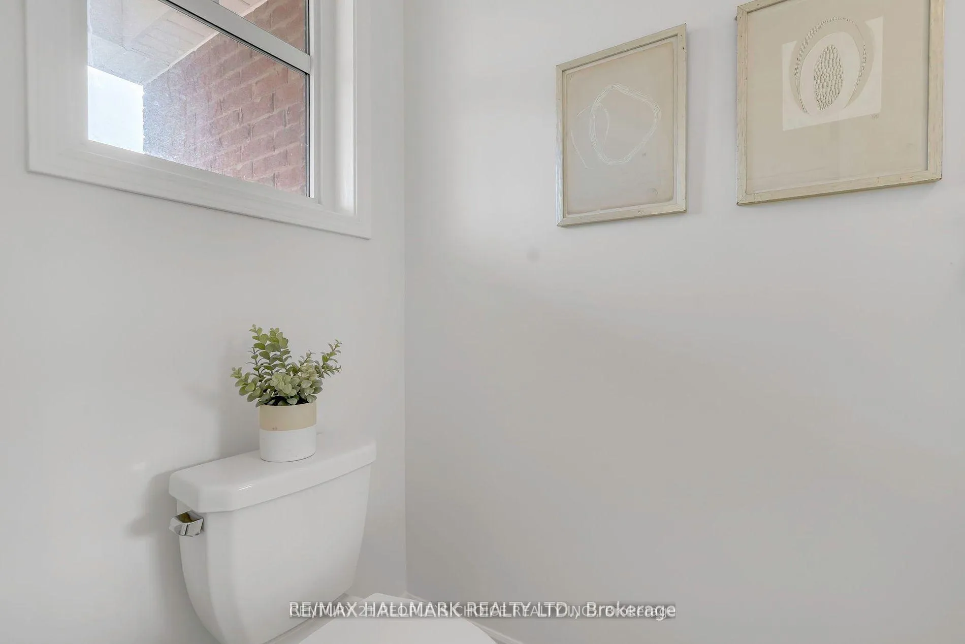 Photo 9 of 246 Waterbrook Lane, Kitchener — HOMEH