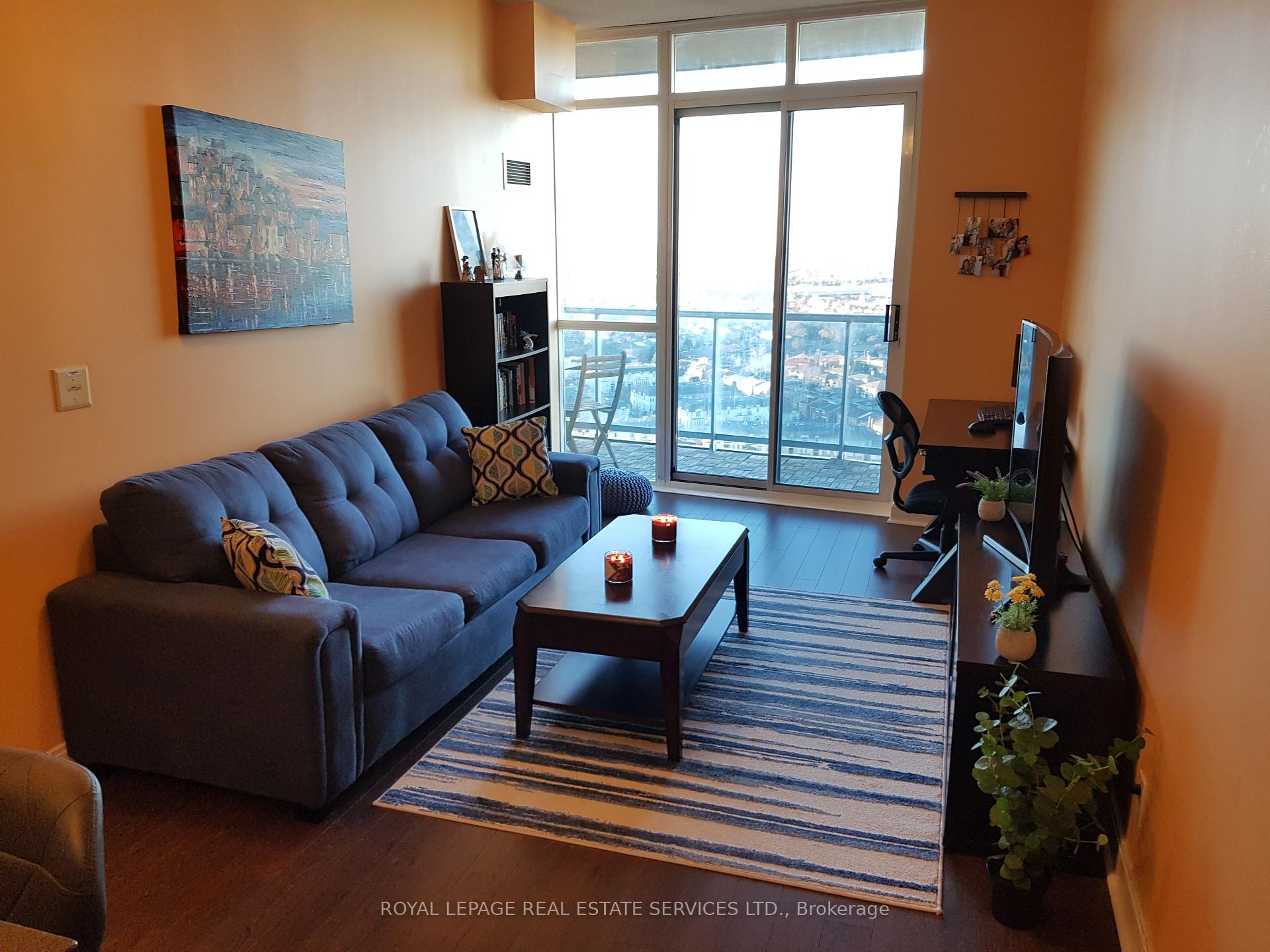 Photo 2 of Unit 2401, 90 Absolute Avenue, Mississauga, City Centre — HOMEH