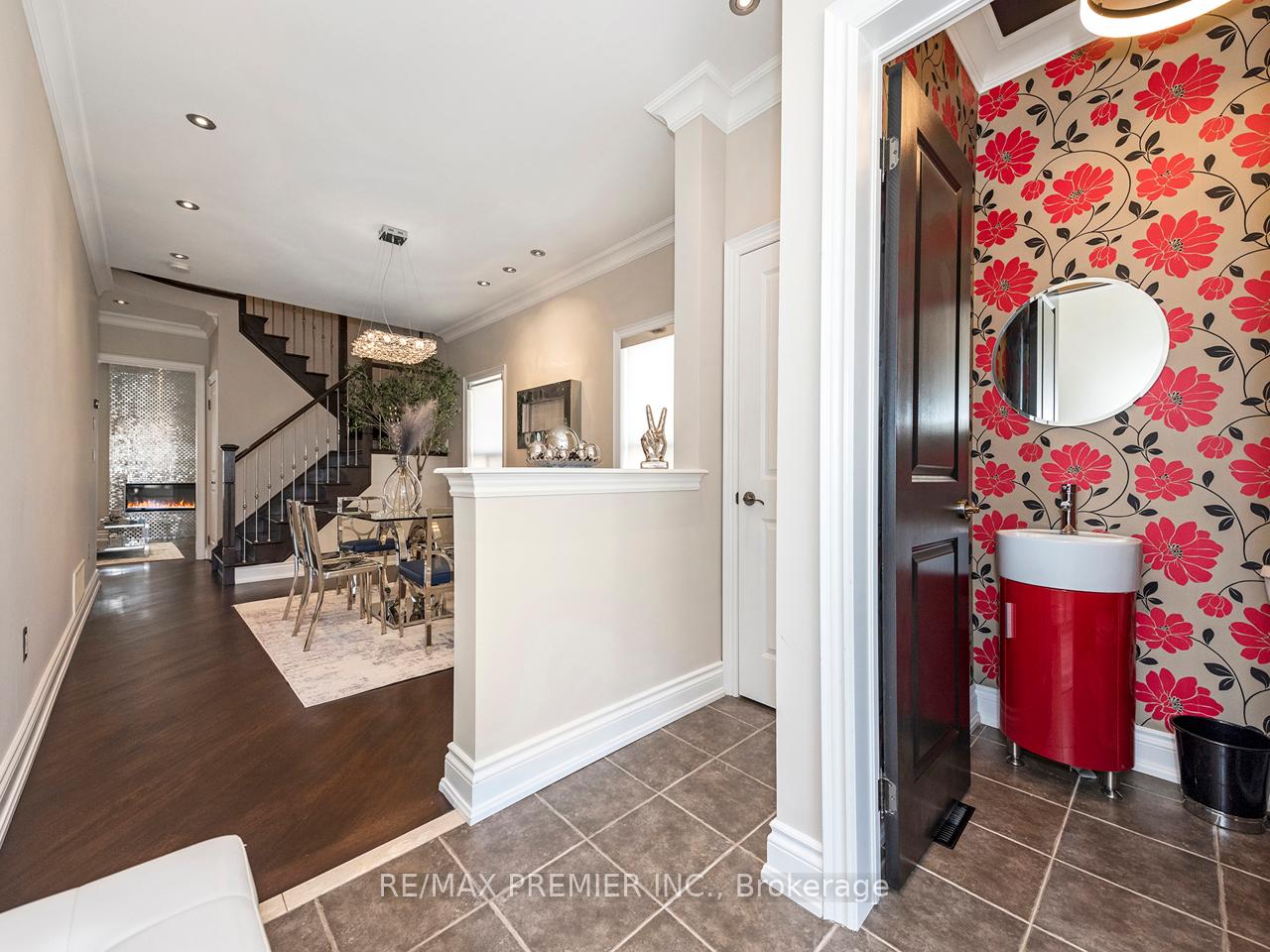 Photo 5 of 6 Lockburn Crescent, Brampton, Fletcher's Meadow — HOMEH