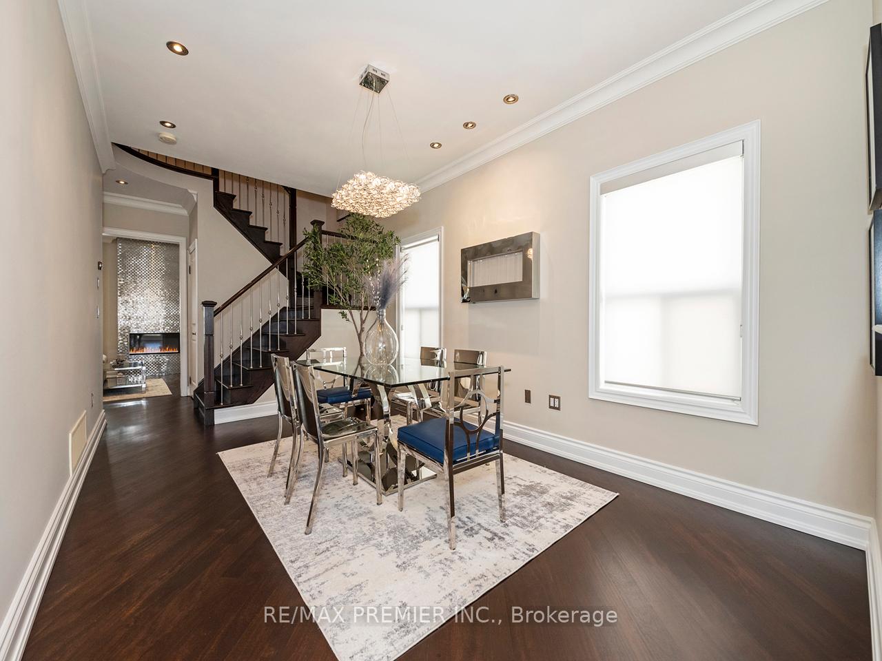 Photo 7 of 6 Lockburn Crescent, Brampton, Fletcher's Meadow — HOMEH