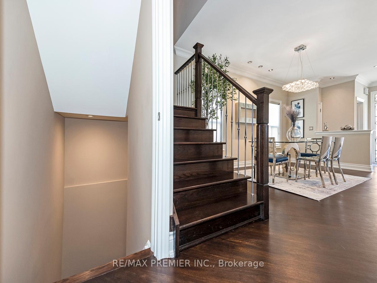 Photo 25 of 6 Lockburn Crescent, Brampton, Fletcher's Meadow — HOMEH