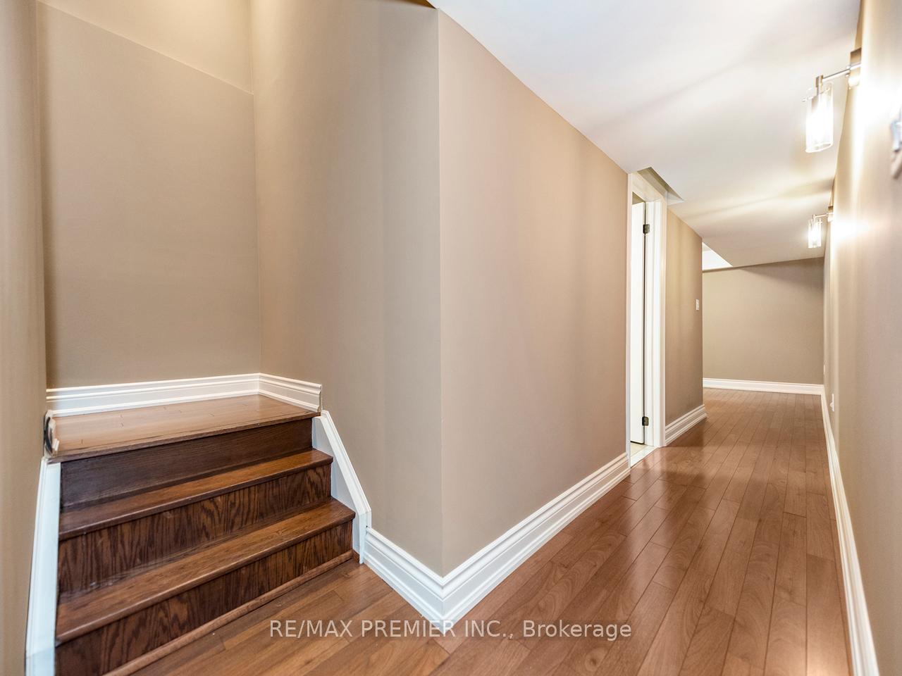 Photo 26 of 6 Lockburn Crescent, Brampton, Fletcher's Meadow — HOMEH