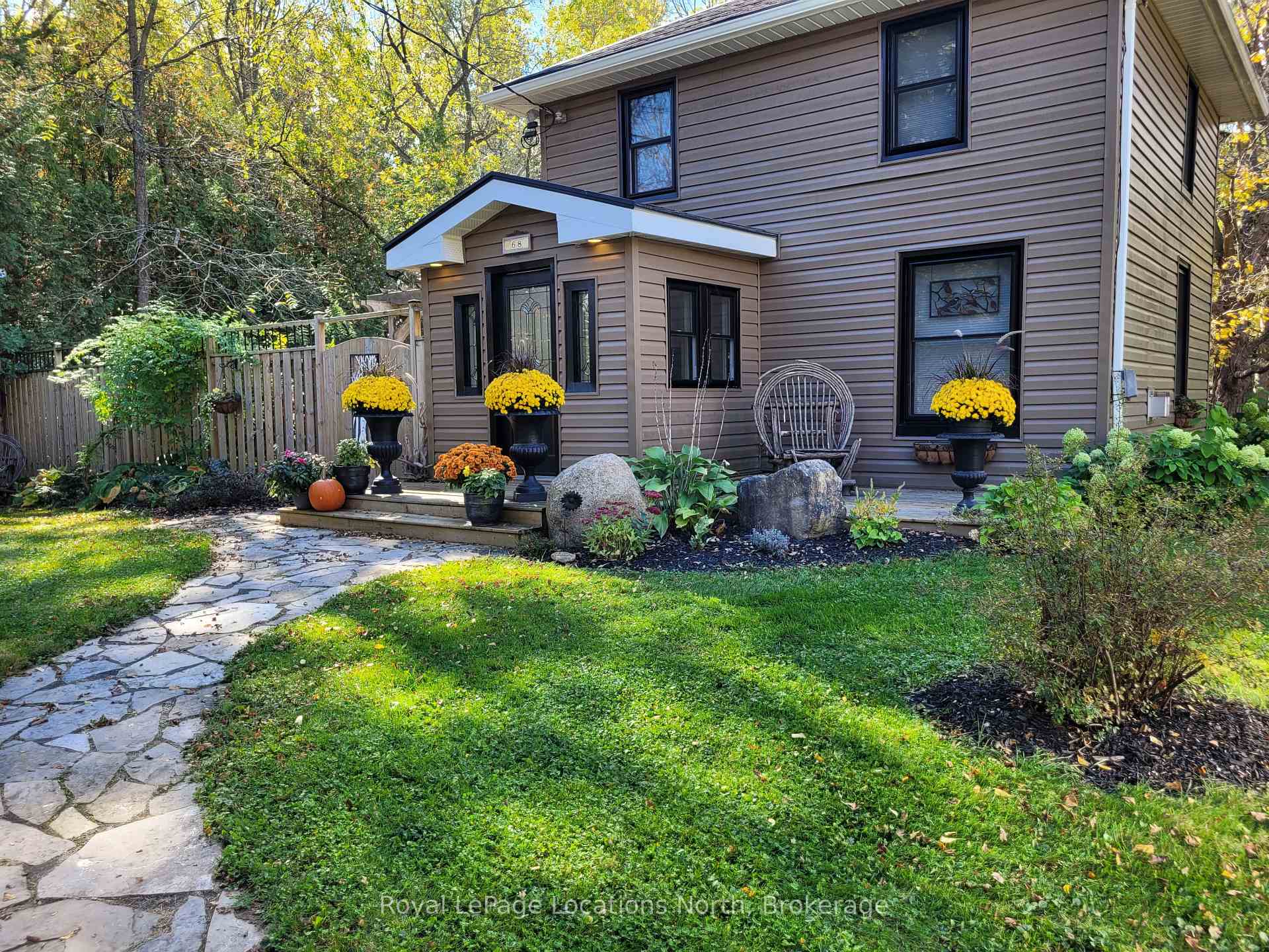 Photo 27 of 68 Centre Street, Meaford — HOMEH