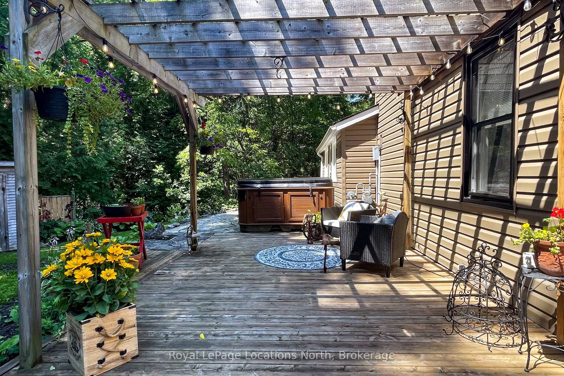Photo 31 of 68 Centre Street, Meaford — HOMEH
