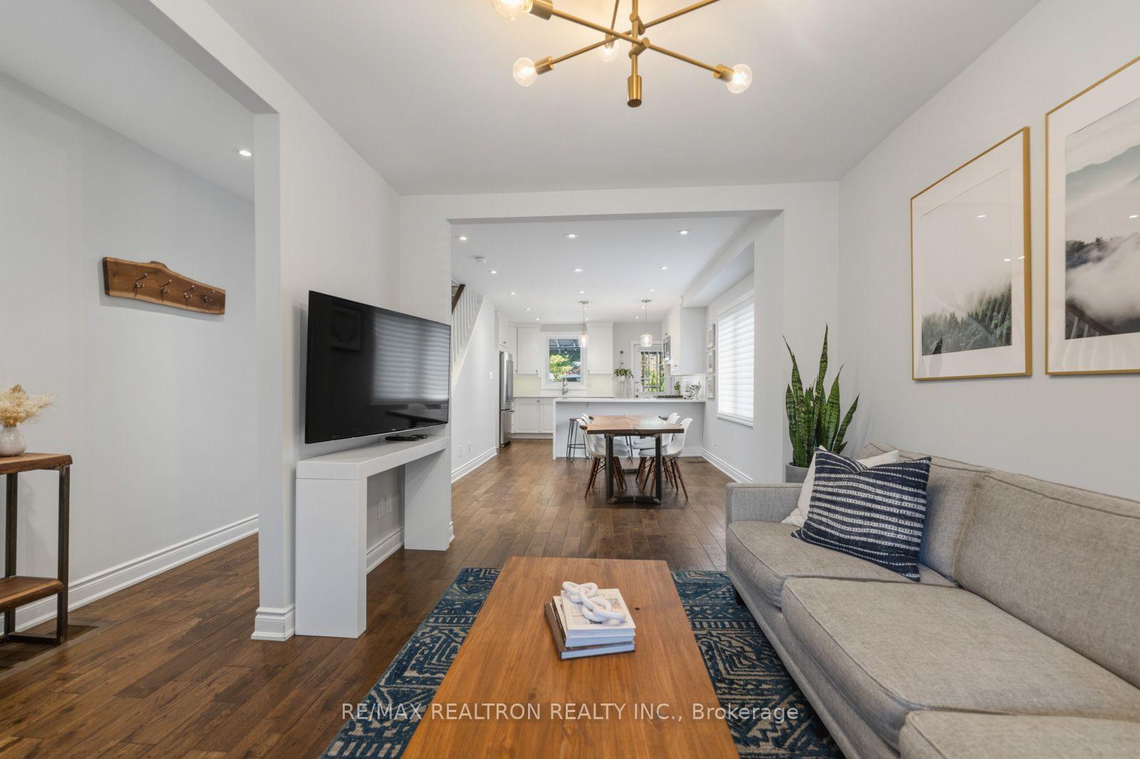 Photo 6 of 4 Normanna Avenue, Toronto, Oakwood Village — HOMEH