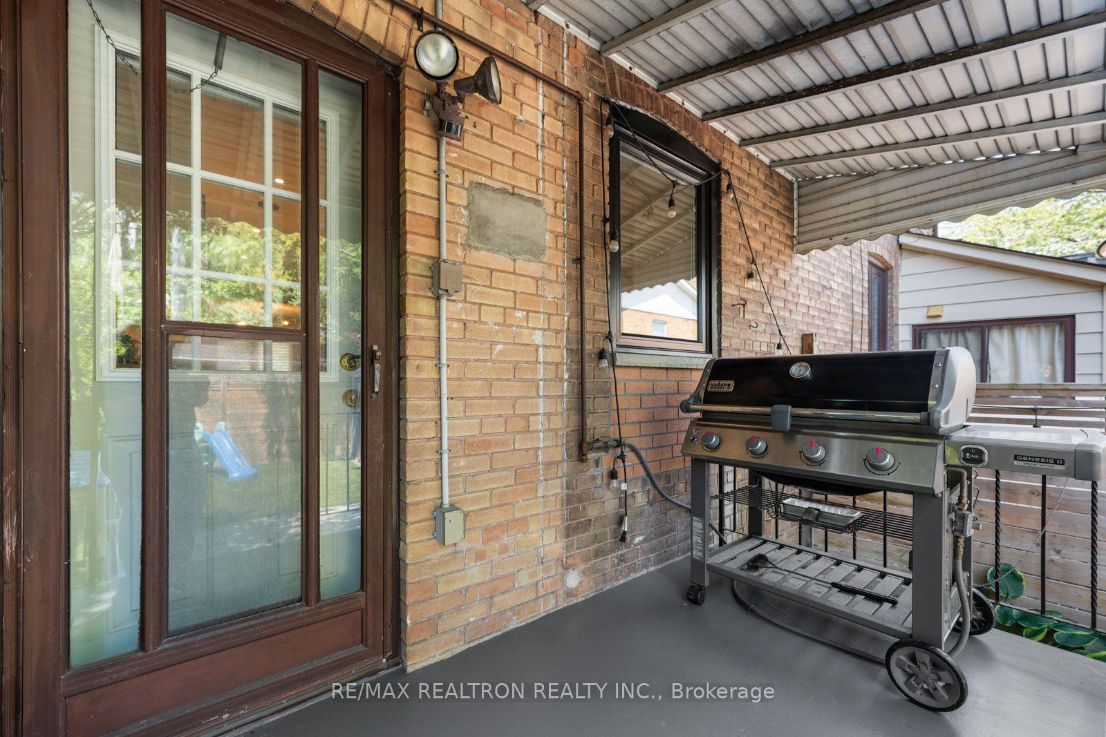 Photo 28 of 4 Normanna Avenue, Toronto, Oakwood Village — HOMEH