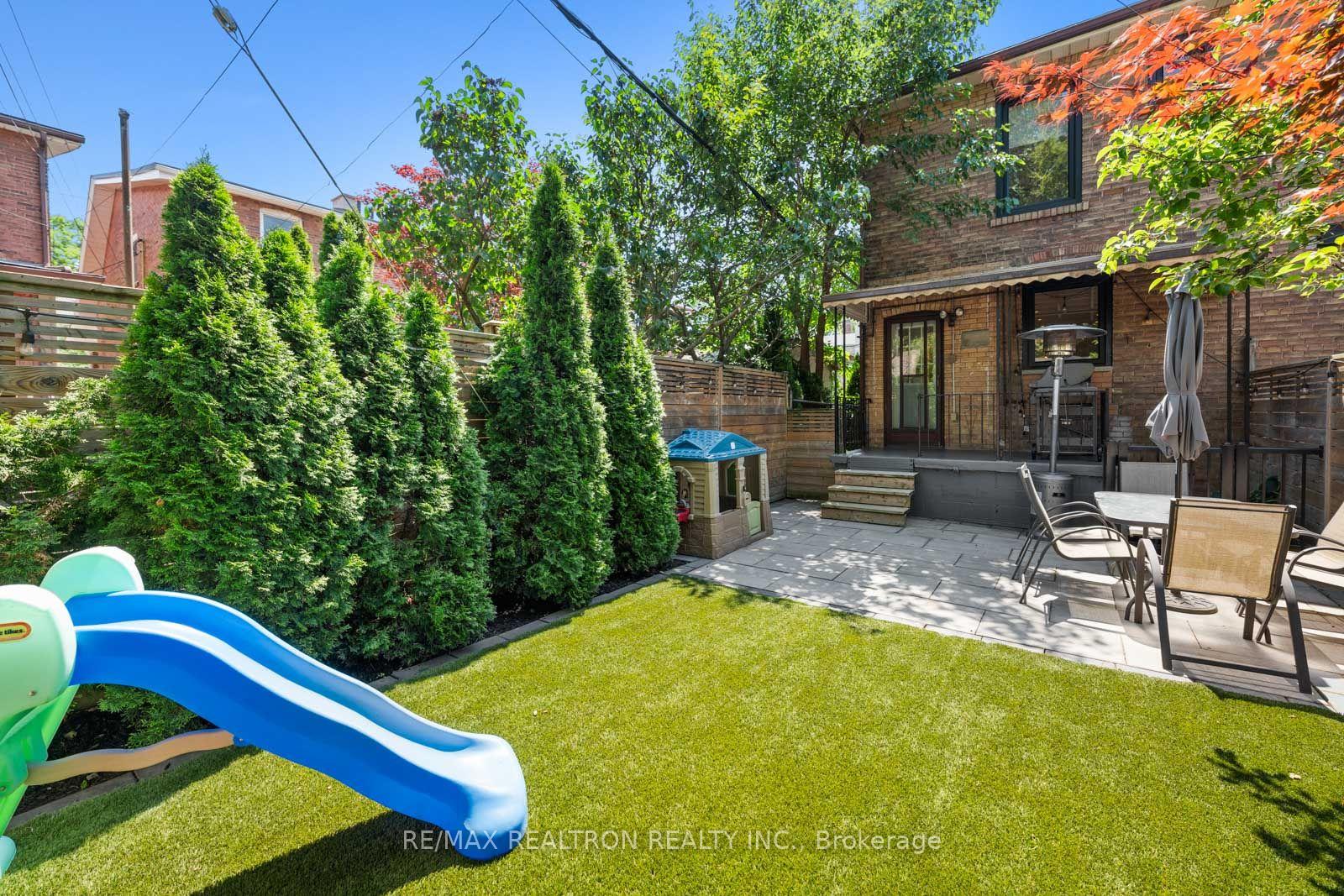 Photo 31 of 4 Normanna Avenue, Toronto, Oakwood Village — HOMEH