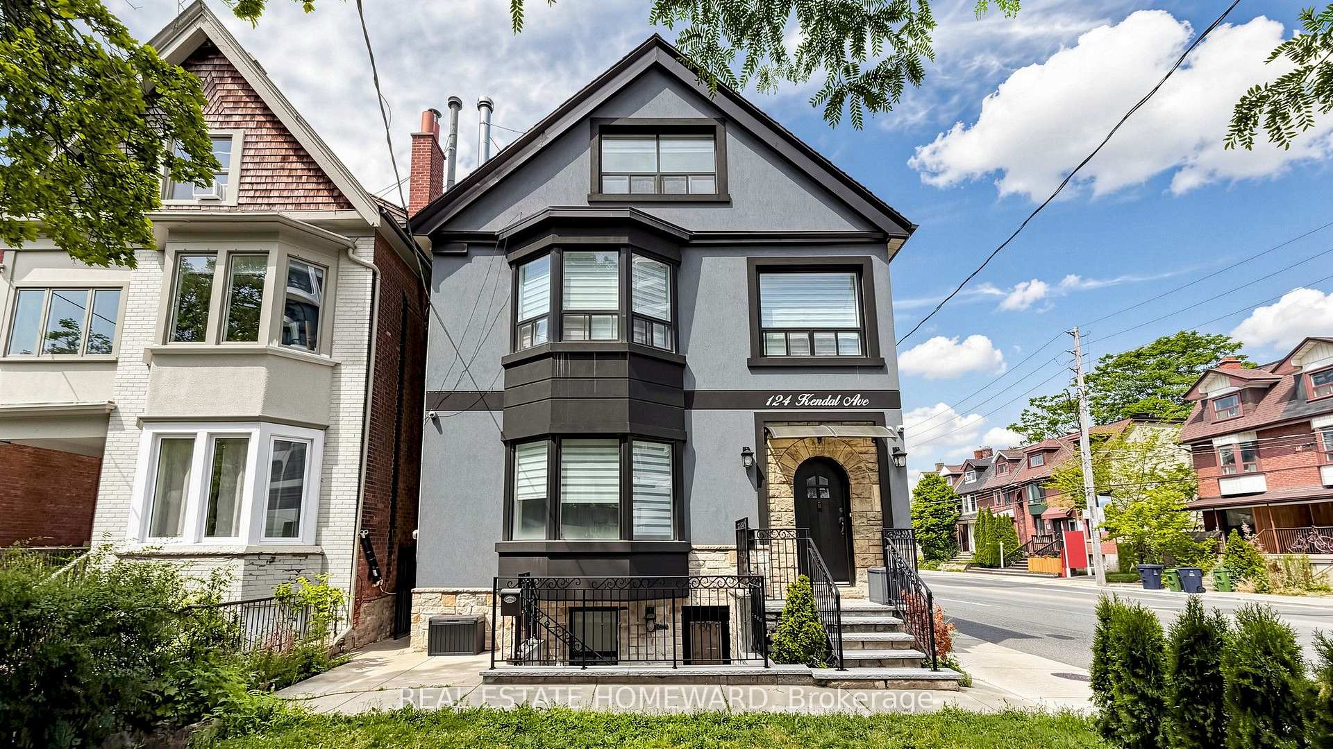 Photo 1 of Unit 2, 124 Kendal Avenue, Toronto, The Annex — HOMEH