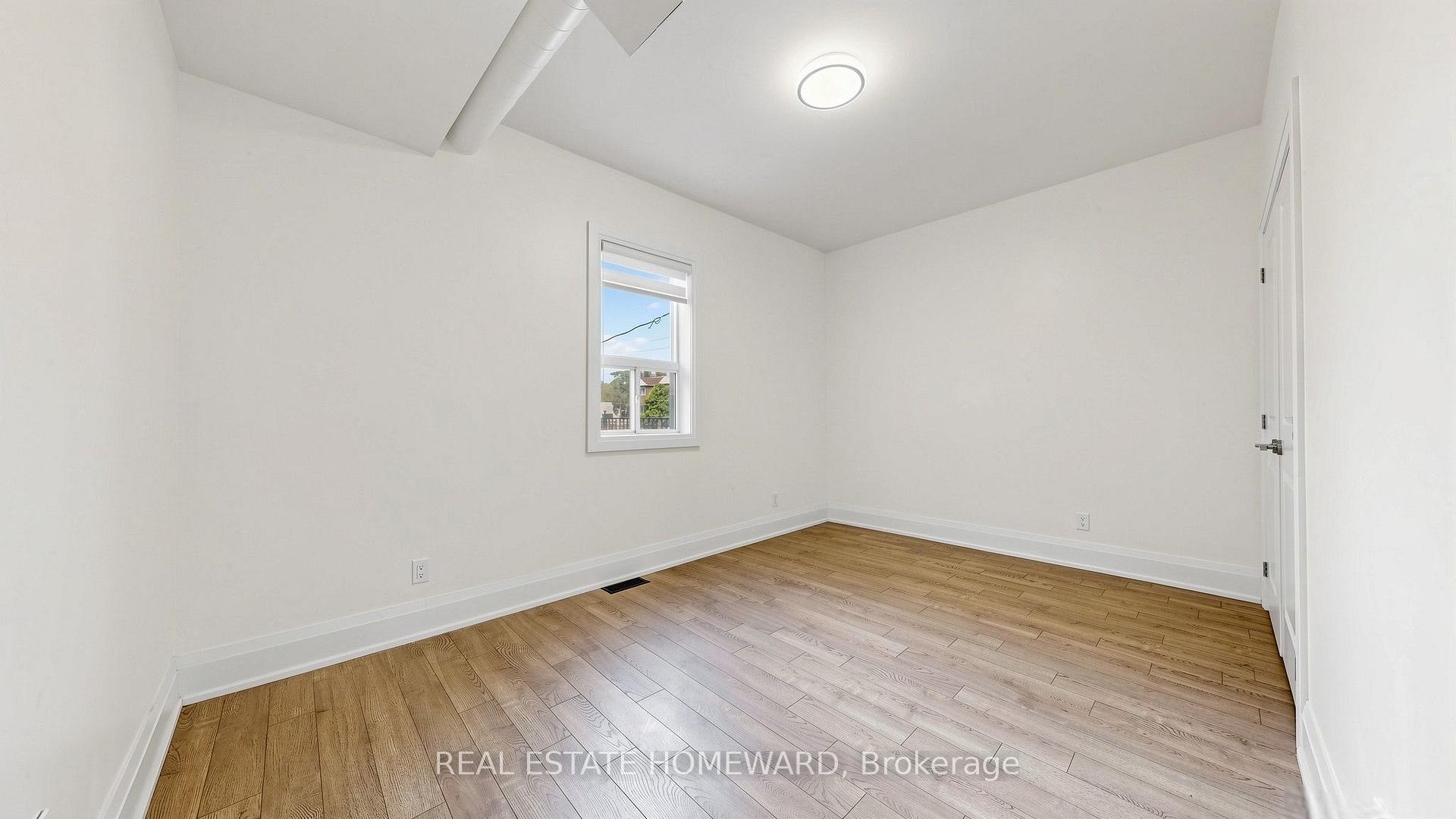 Photo 9 of Unit 2, 124 Kendal Avenue, Toronto, The Annex — HOMEH