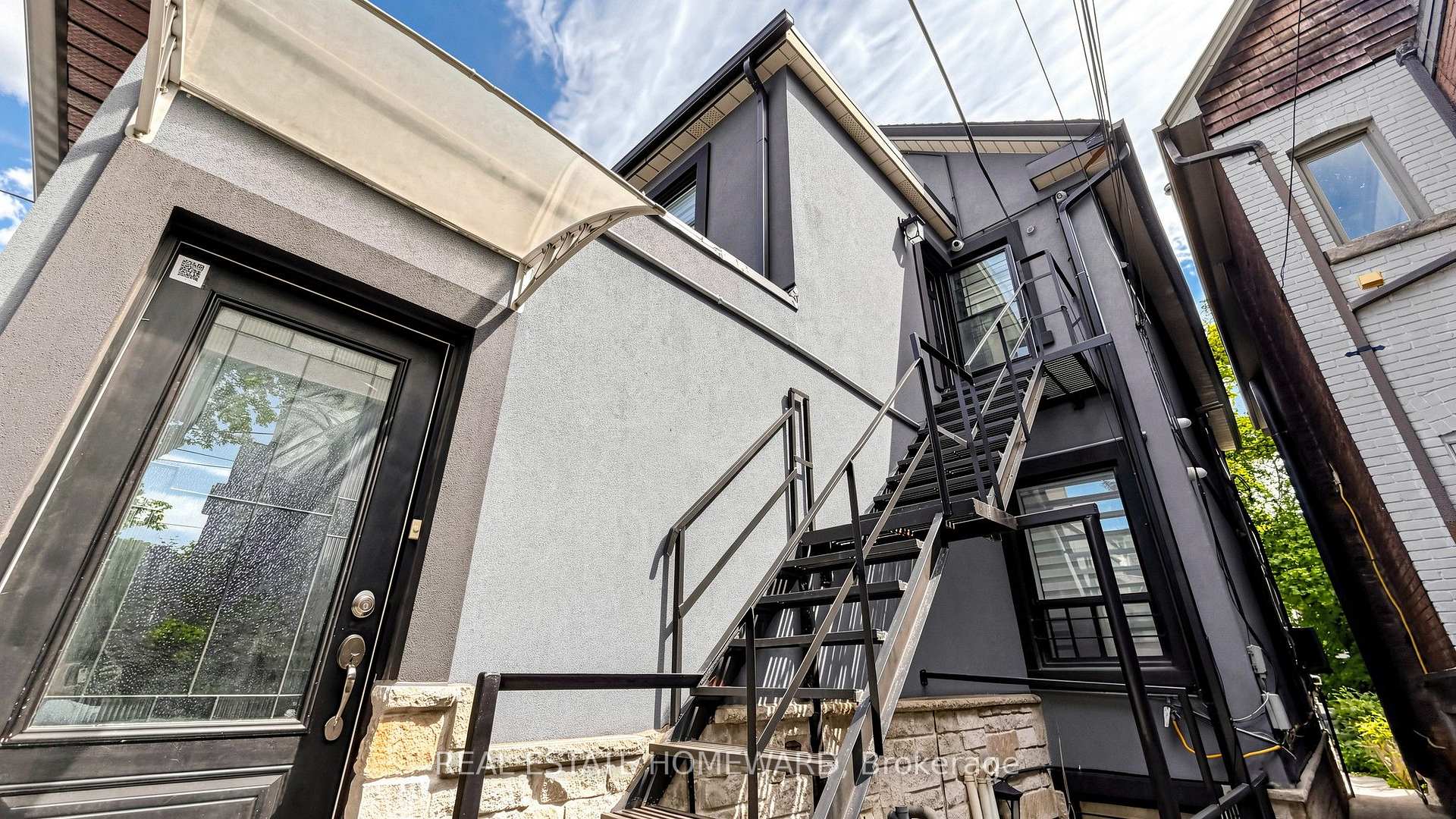 Photo 18 of Unit 2, 124 Kendal Avenue, Toronto, The Annex — HOMEH