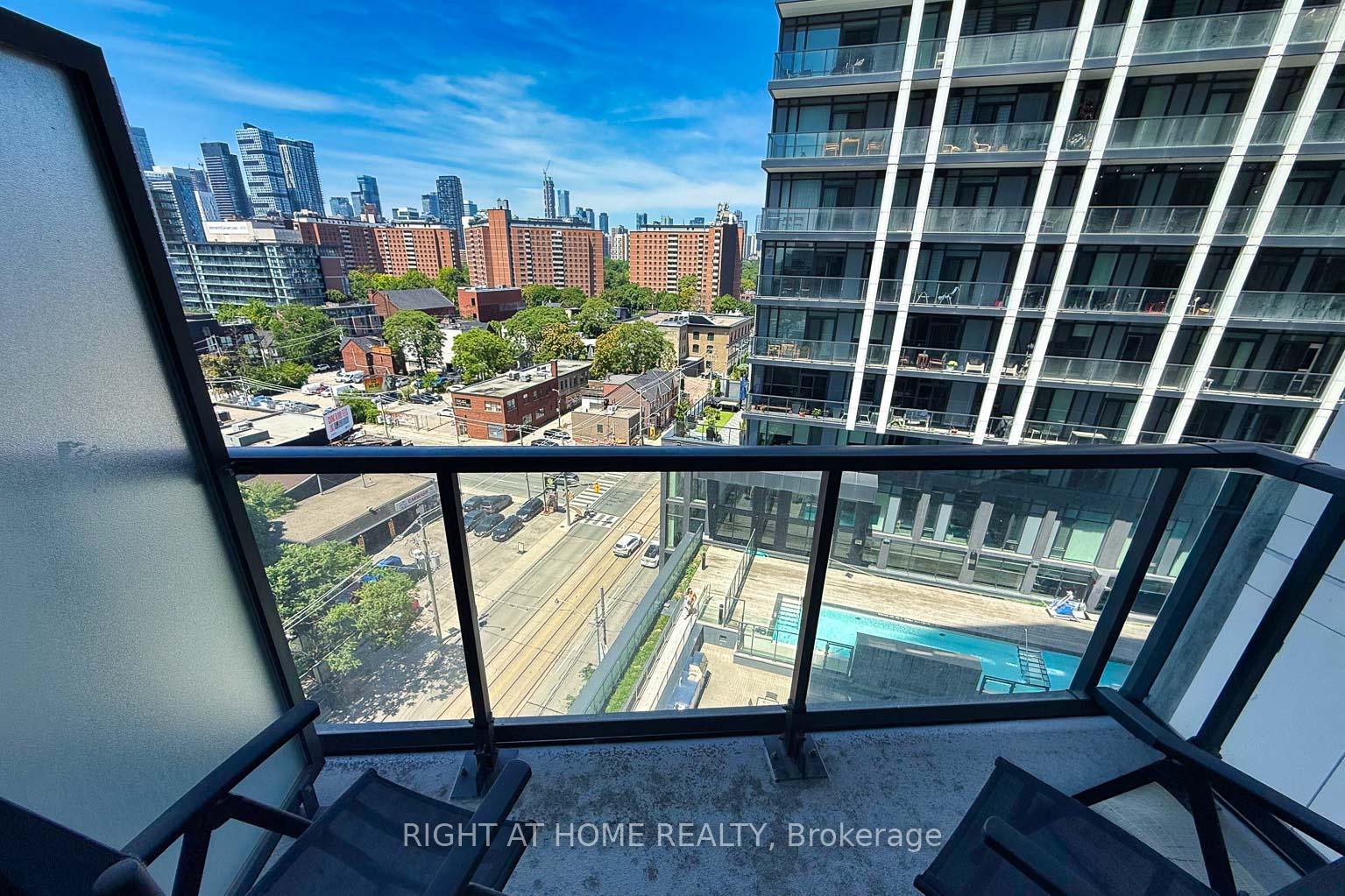 Photo 3 of Unit 914, 50 Power Street, Toronto, Moss Park — HOMEH