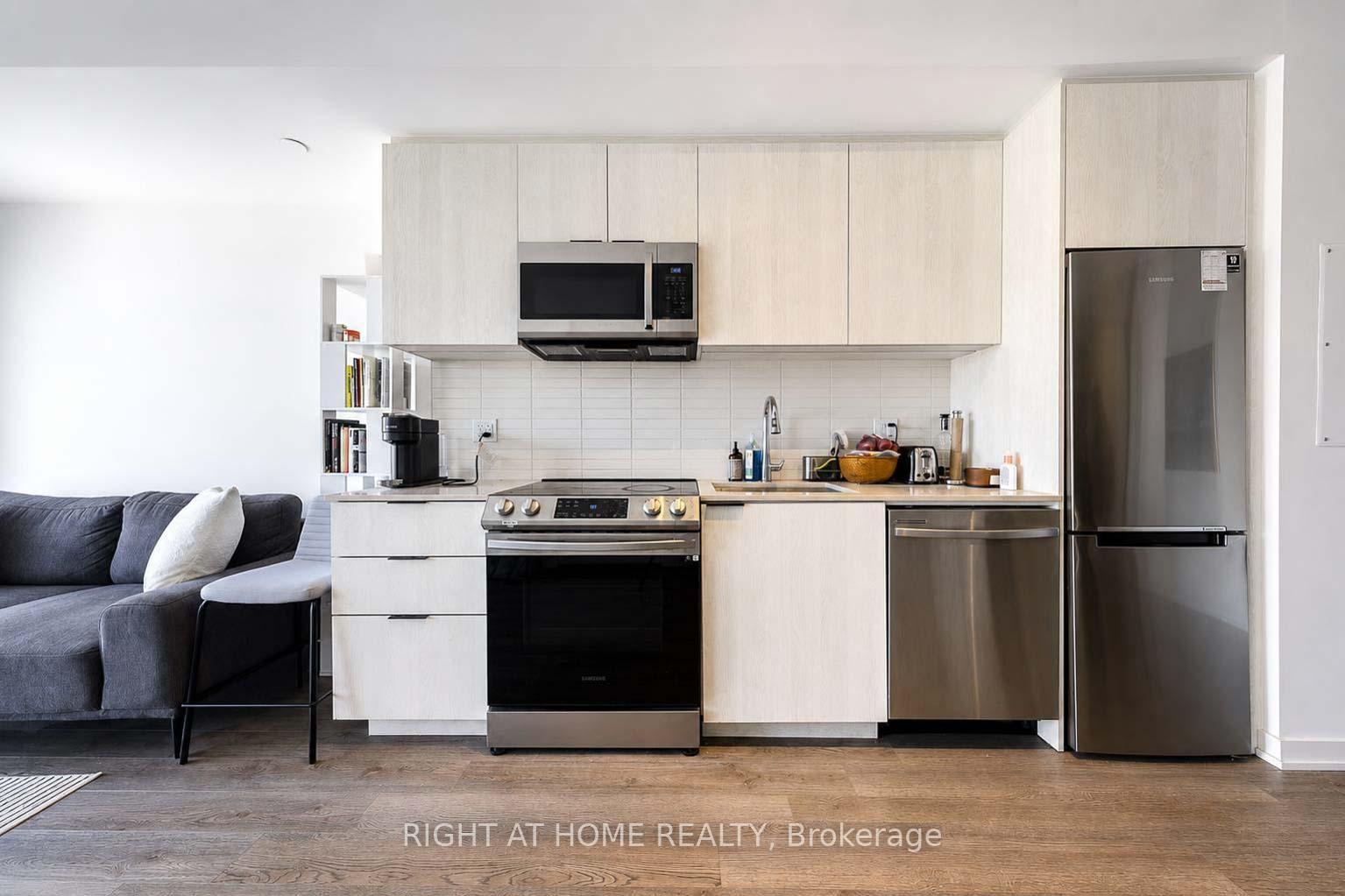 Photo 14 of Unit 914, 50 Power Street, Toronto, Moss Park — HOMEH