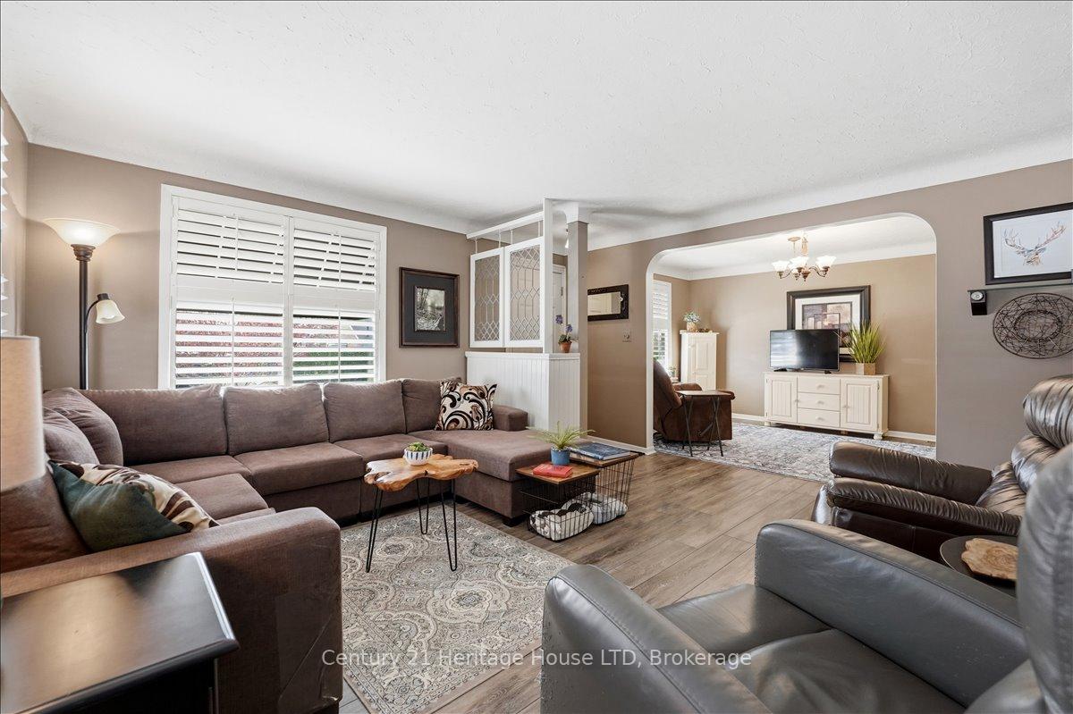Photo 9 of 18 Northhaven Road, Welland, N. Welland — HOMEH