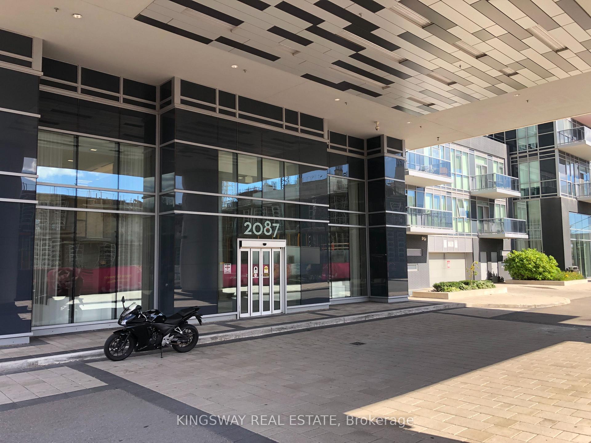 Front of Unit 1808, 2087 Fairview Street