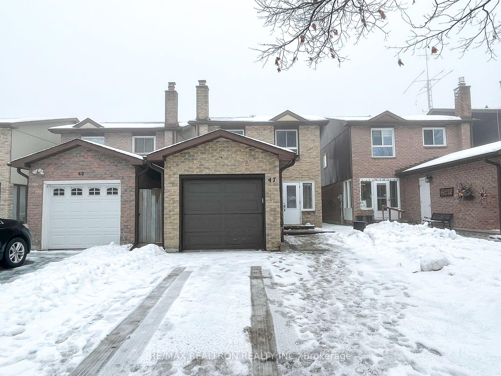 Photo 8 of 47 Cheeseman Drive, Markham, Milliken Mills West — HOMEH