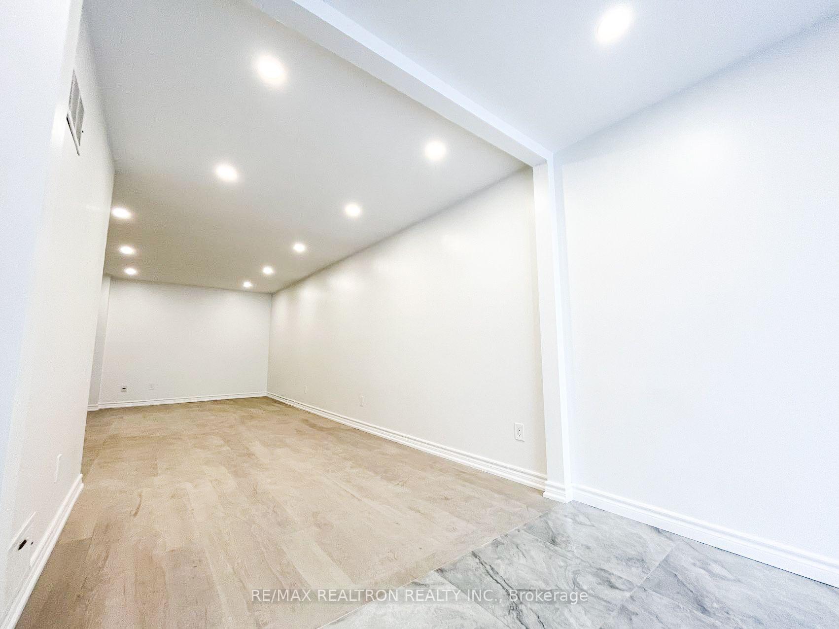 Photo 14 of 47 Cheeseman Drive, Markham, Milliken Mills West — HOMEH