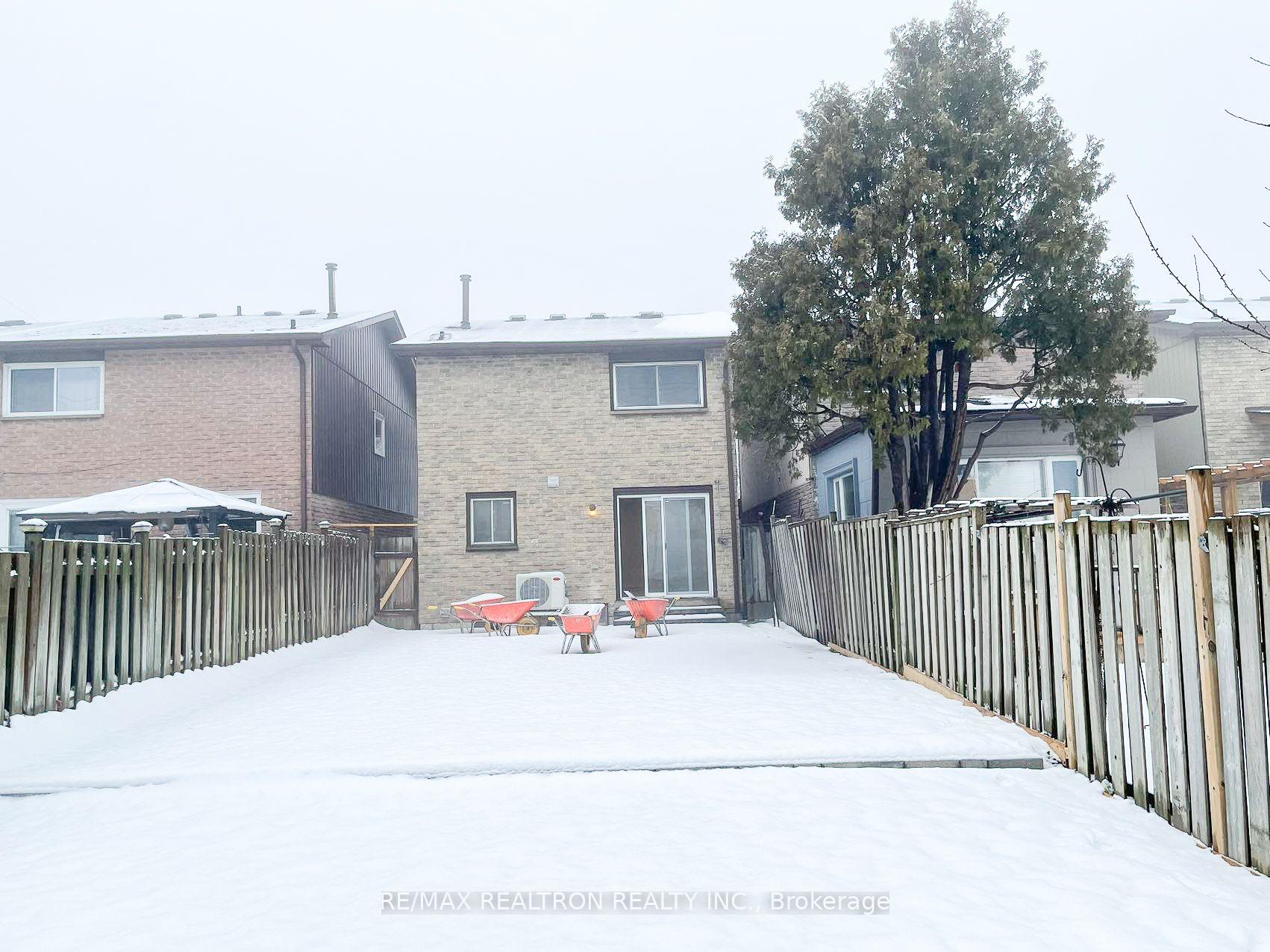 Photo 24 of 47 Cheeseman Drive, Markham, Milliken Mills West — HOMEH