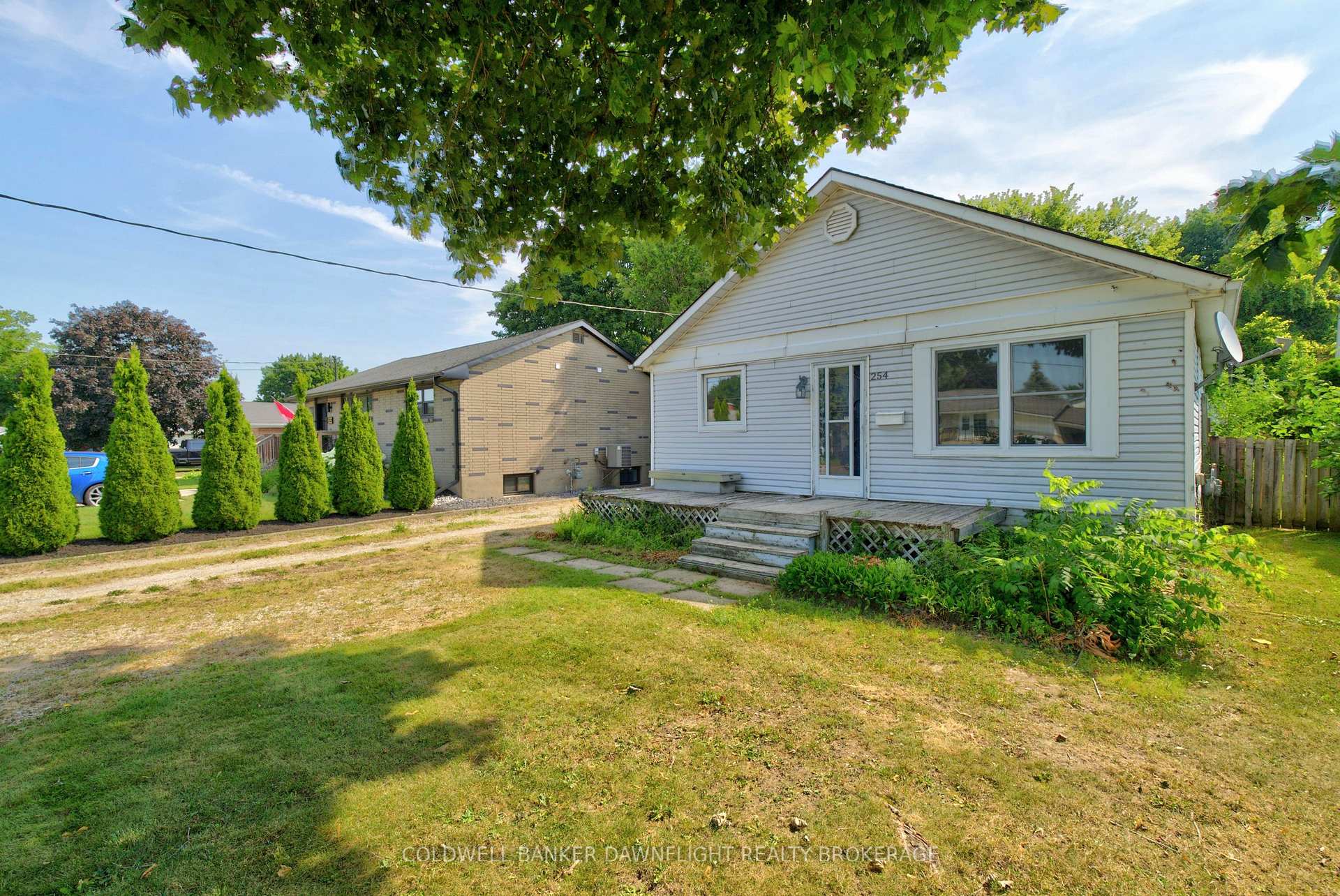 Photo 3 of 254 Marlborough Street, South Huron, Exeter — HOMEH
