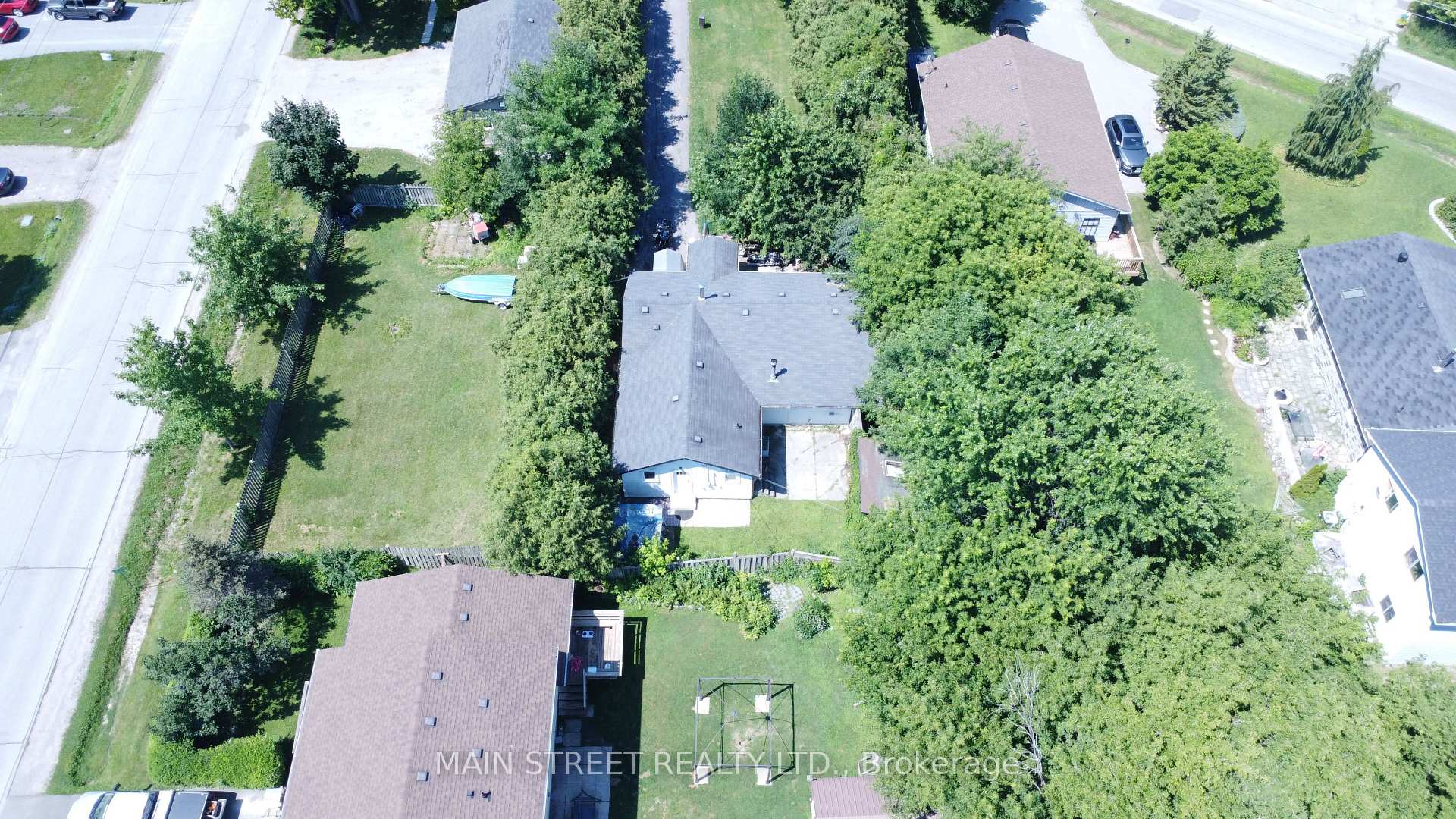 Photo 8 of 467 Lake Drive S, Georgina, Keswick South — HOMEH
