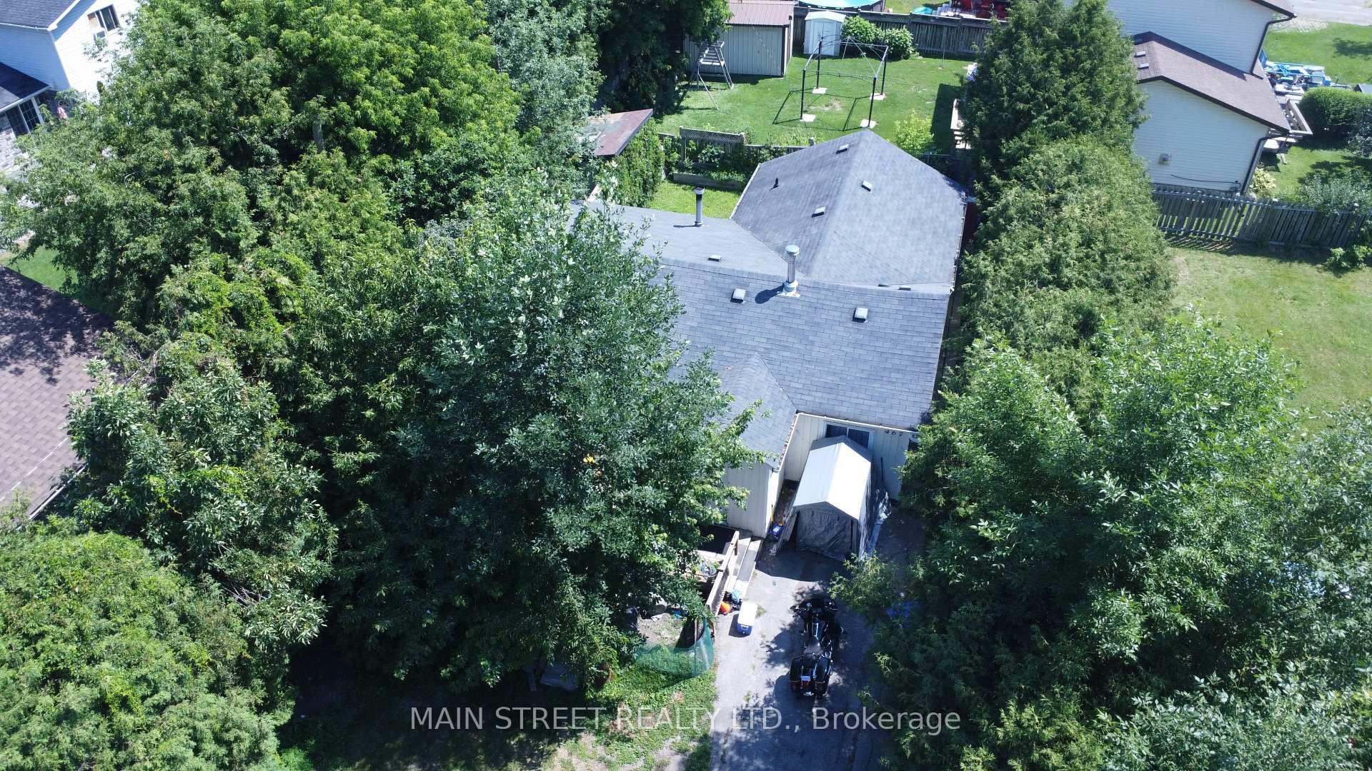 Photo 10 of 467 Lake Drive S, Georgina, Keswick South — HOMEH