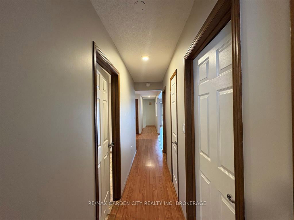 Photo 14 of 6141 Wildrose Crescent, Niagara Falls, Oldfield — HOMEH