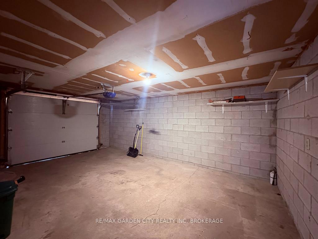 Photo 32 of 6141 Wildrose Crescent, Niagara Falls, Oldfield — HOMEH