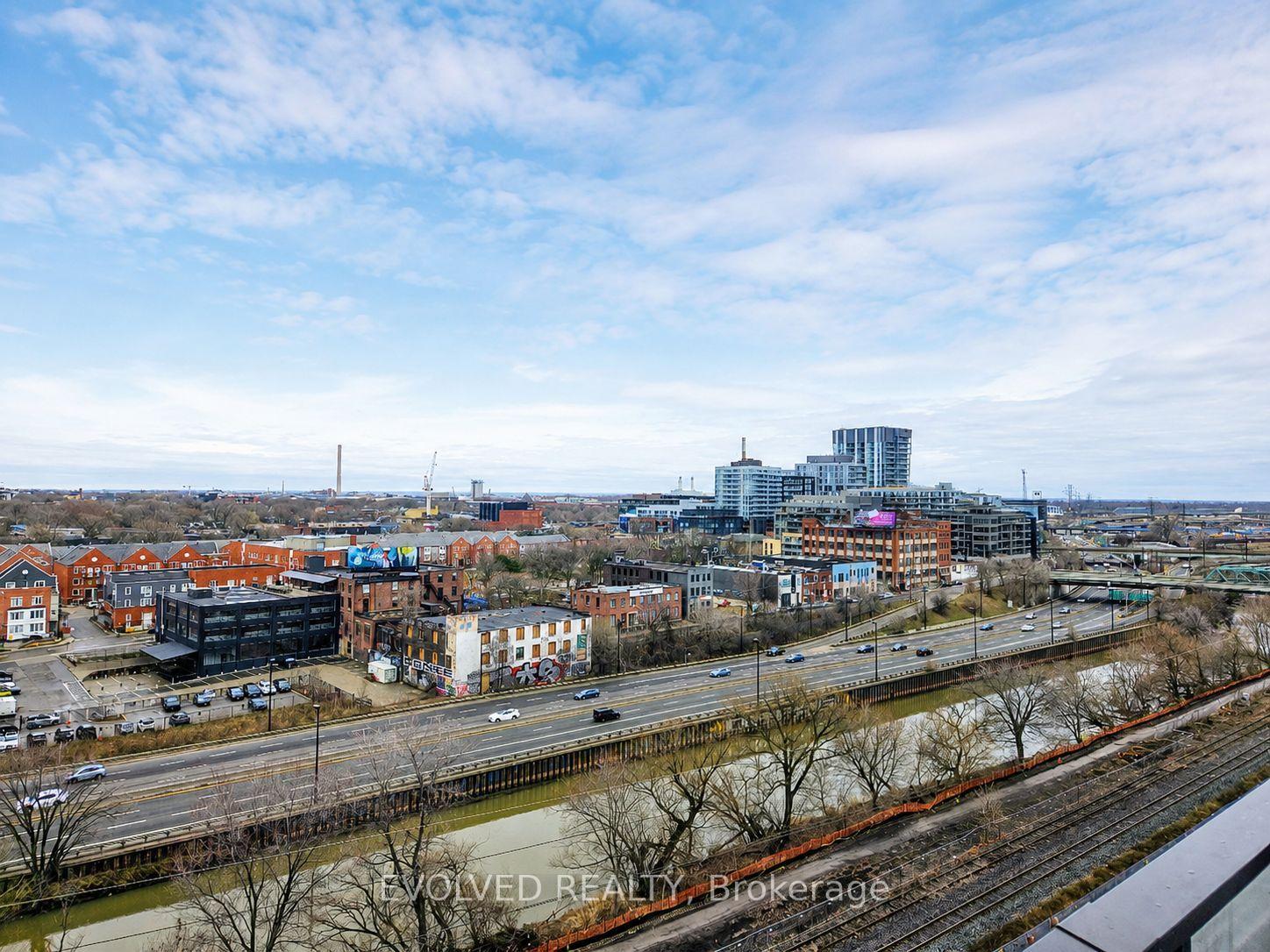 Photo 9 of Unit 906, 5 Defries Street, Toronto, Regent Park — HOMEH