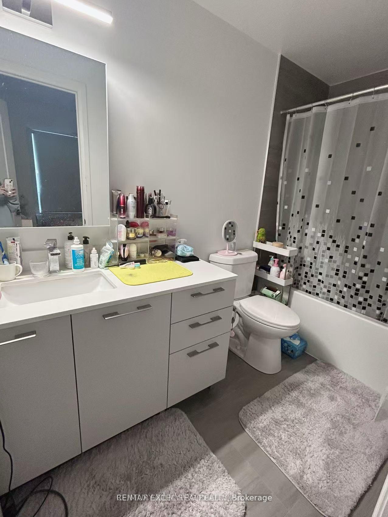 Photo 5 of Unit 523, 38 Water Walk Drive, Markham, Unionville — HOMEH