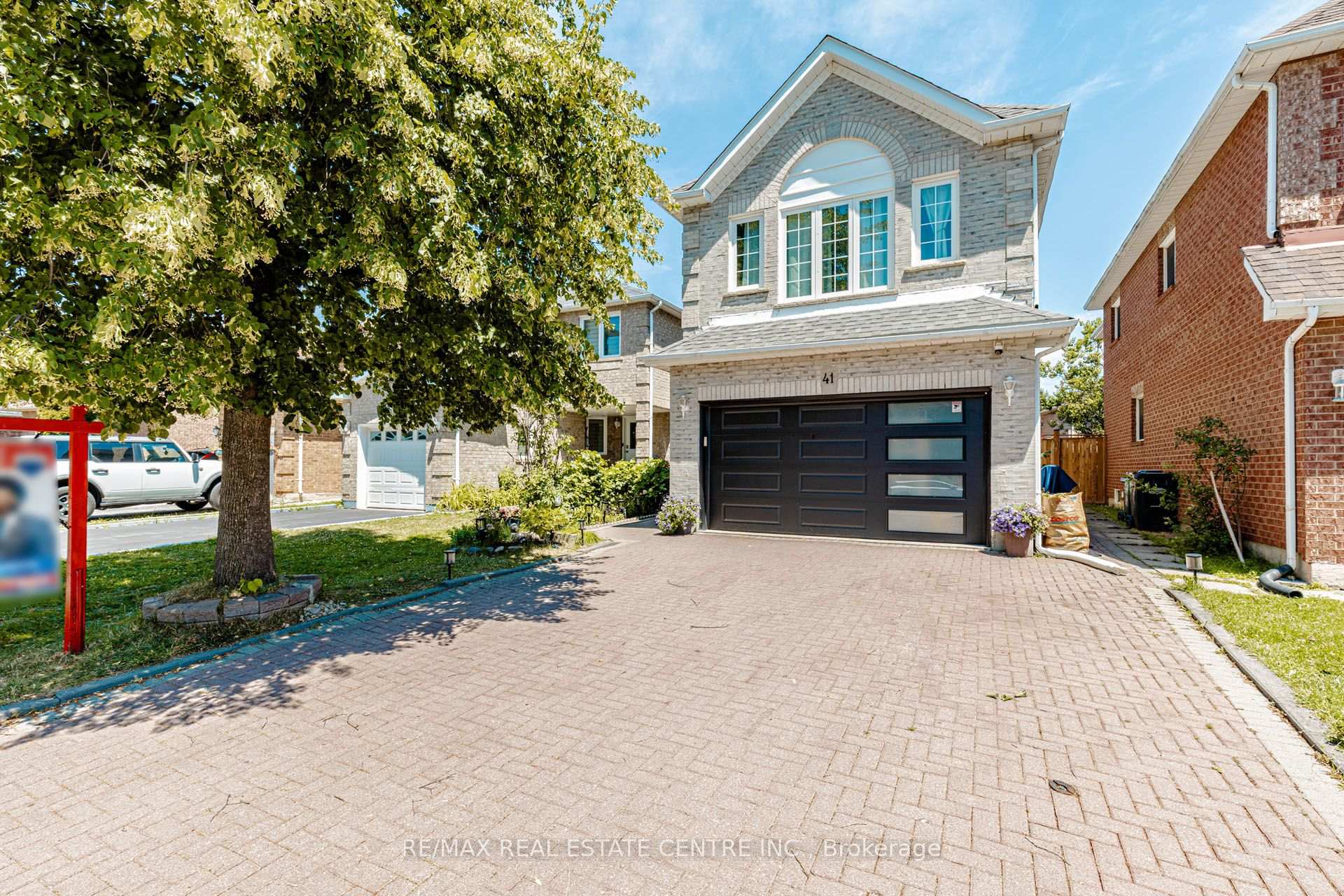 Photo 33 of 41 Letty Avenue, Brampton, Fletcher's West — HOMEH