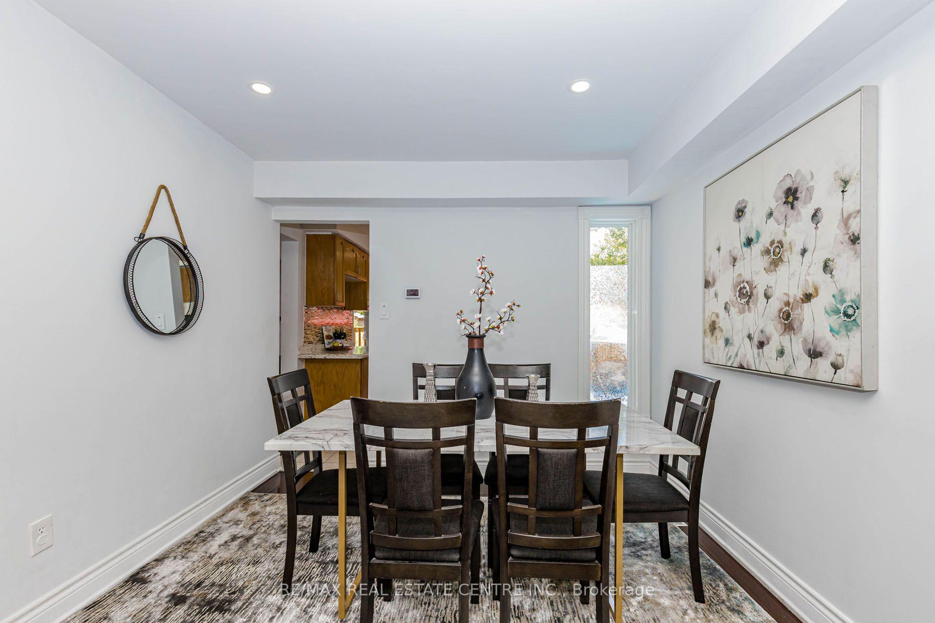 Photo 8 of 41 Letty Avenue, Brampton, Fletcher's West — HOMEH