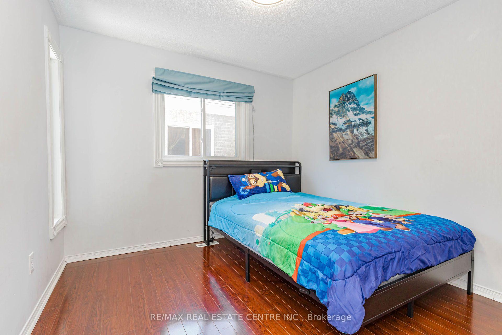 Photo 20 of 41 Letty Avenue, Brampton, Fletcher's West — HOMEH