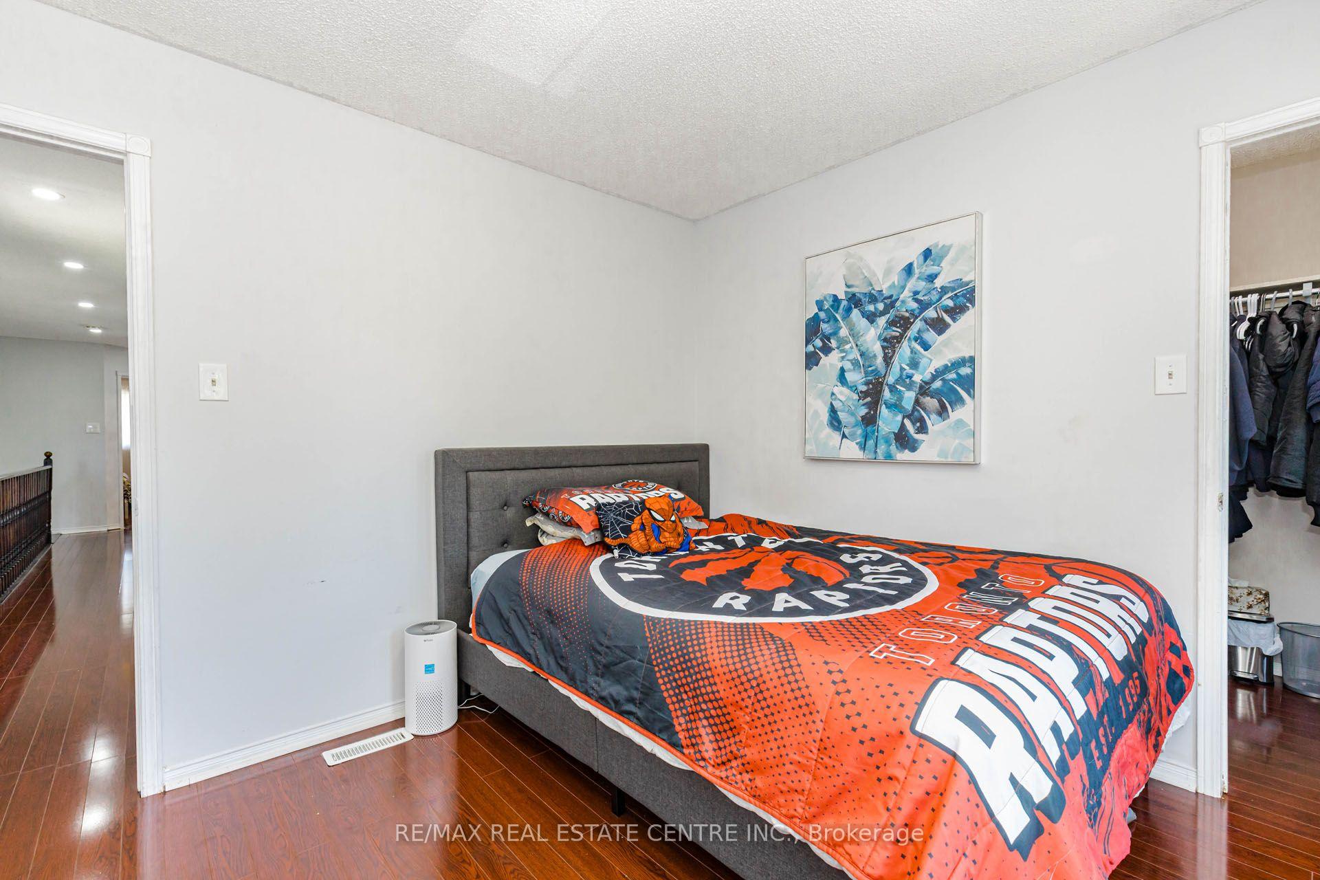 Photo 21 of 41 Letty Avenue, Brampton, Fletcher's West — HOMEH