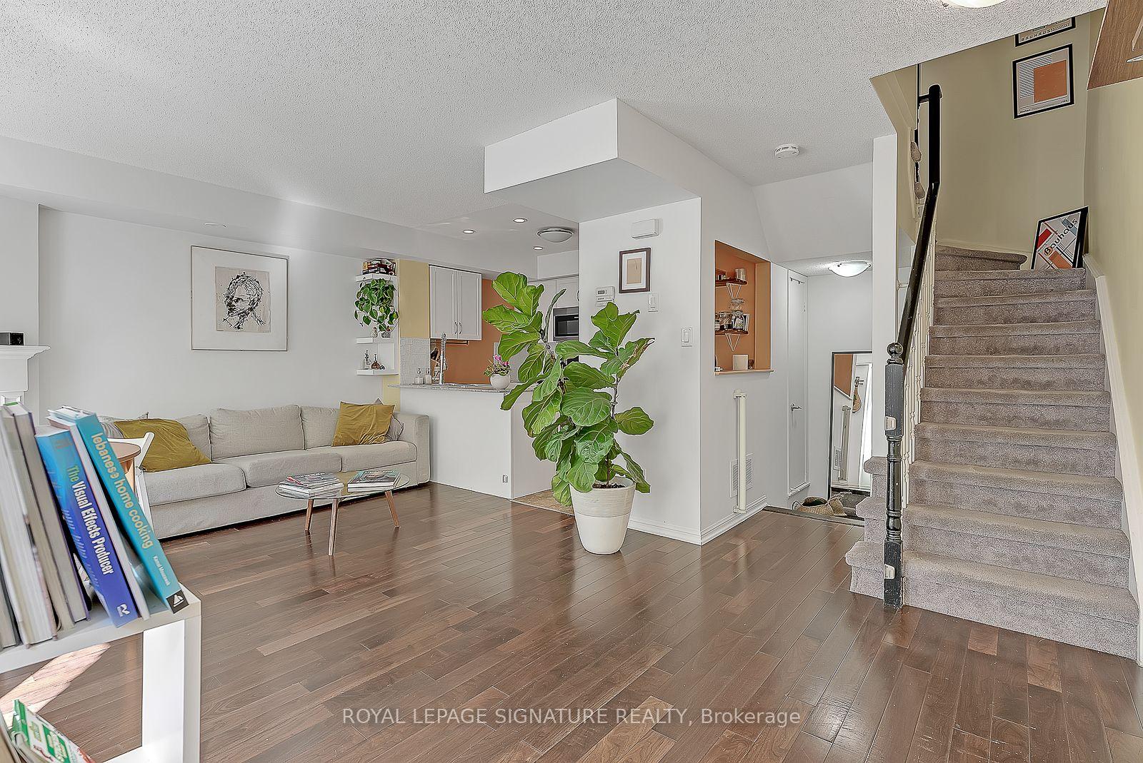 Photo 1 of Unit 1612, 28 Laidlaw Boulevard, Toronto, South Parkdale — HOMEH